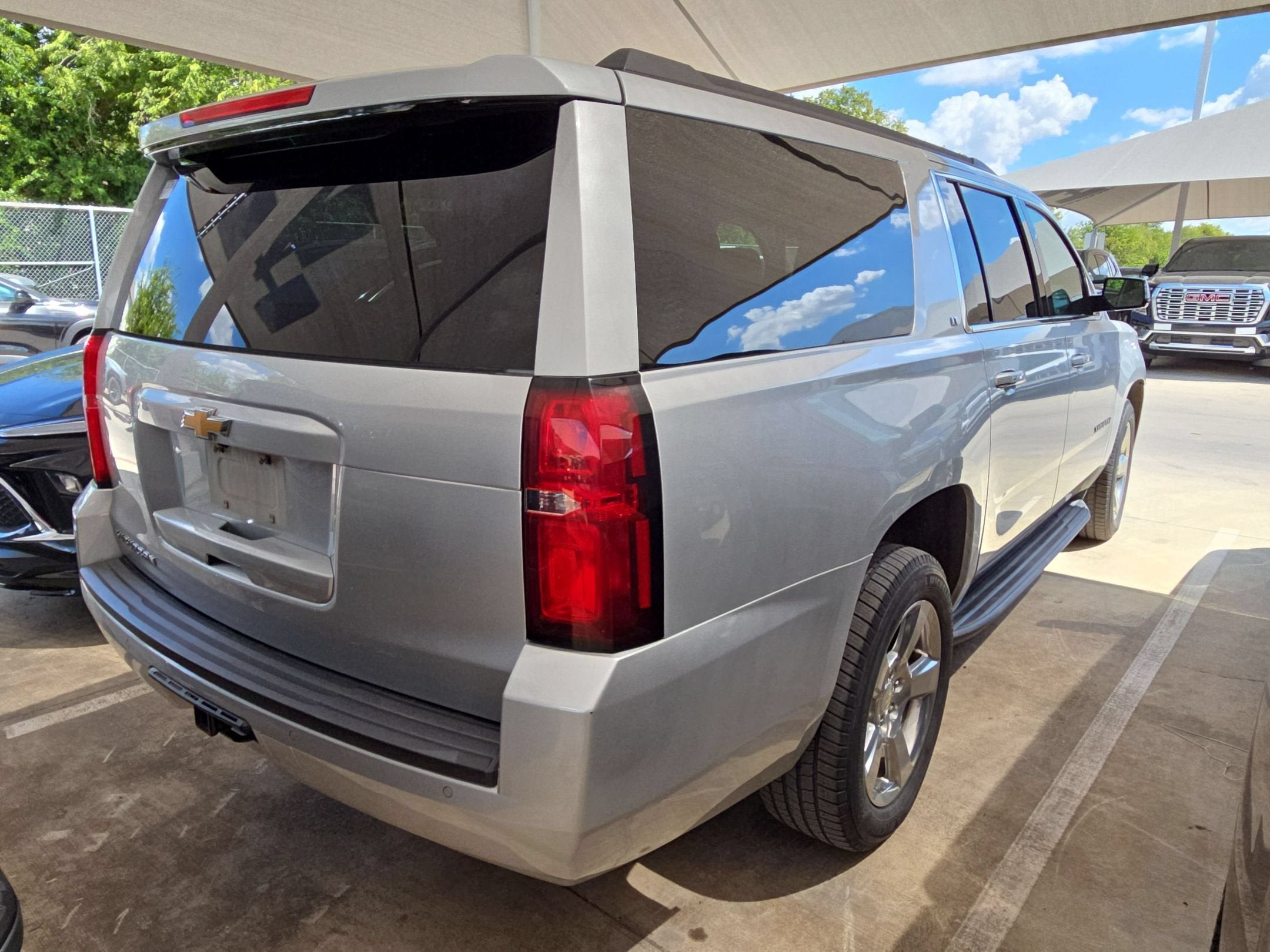 2020 Chevrolet SUBURBAN LT