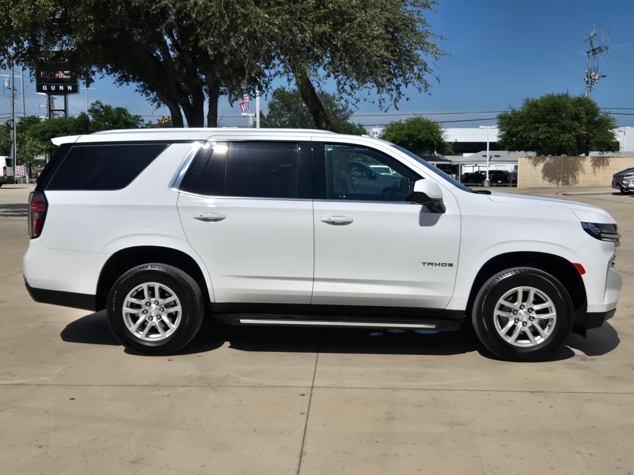 2024 Chevrolet TAHOE LT