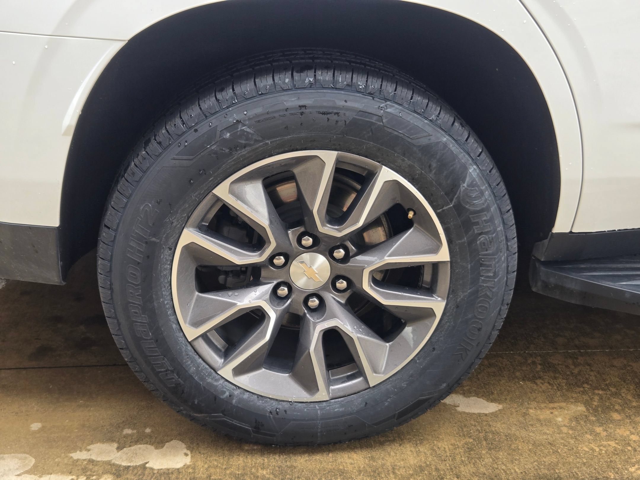 2022 Chevrolet TAHOE 4WD LT