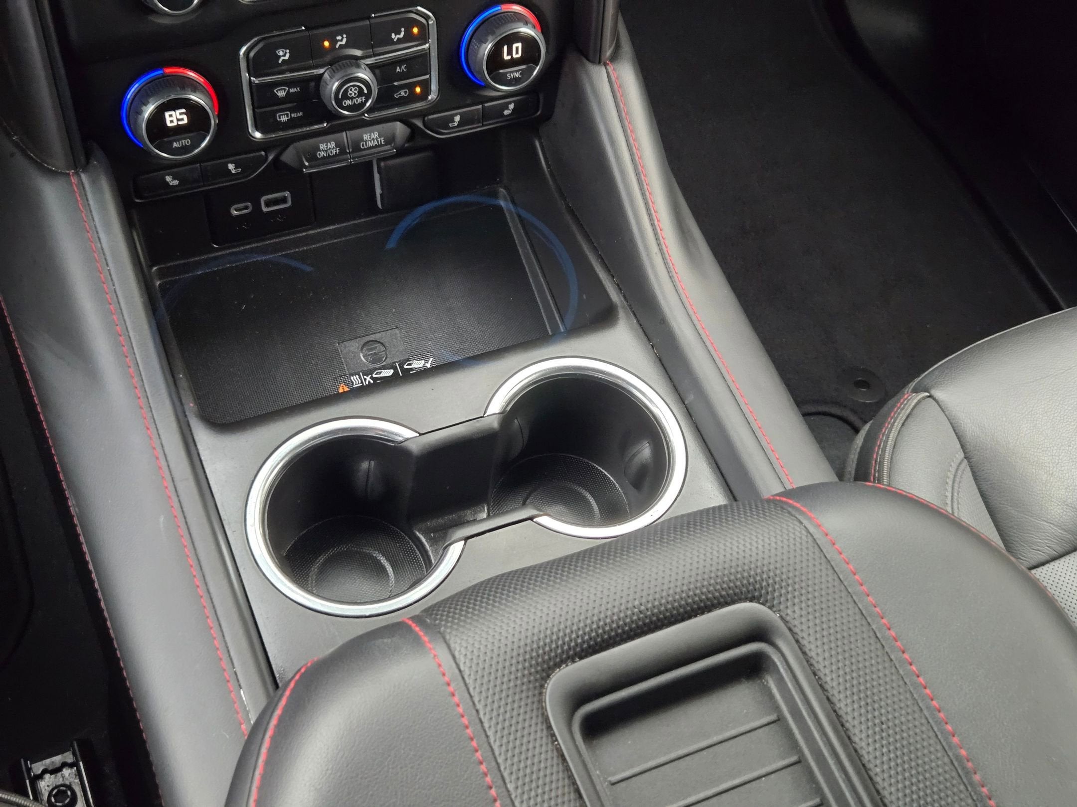 2022 Chevrolet TAHOE RST