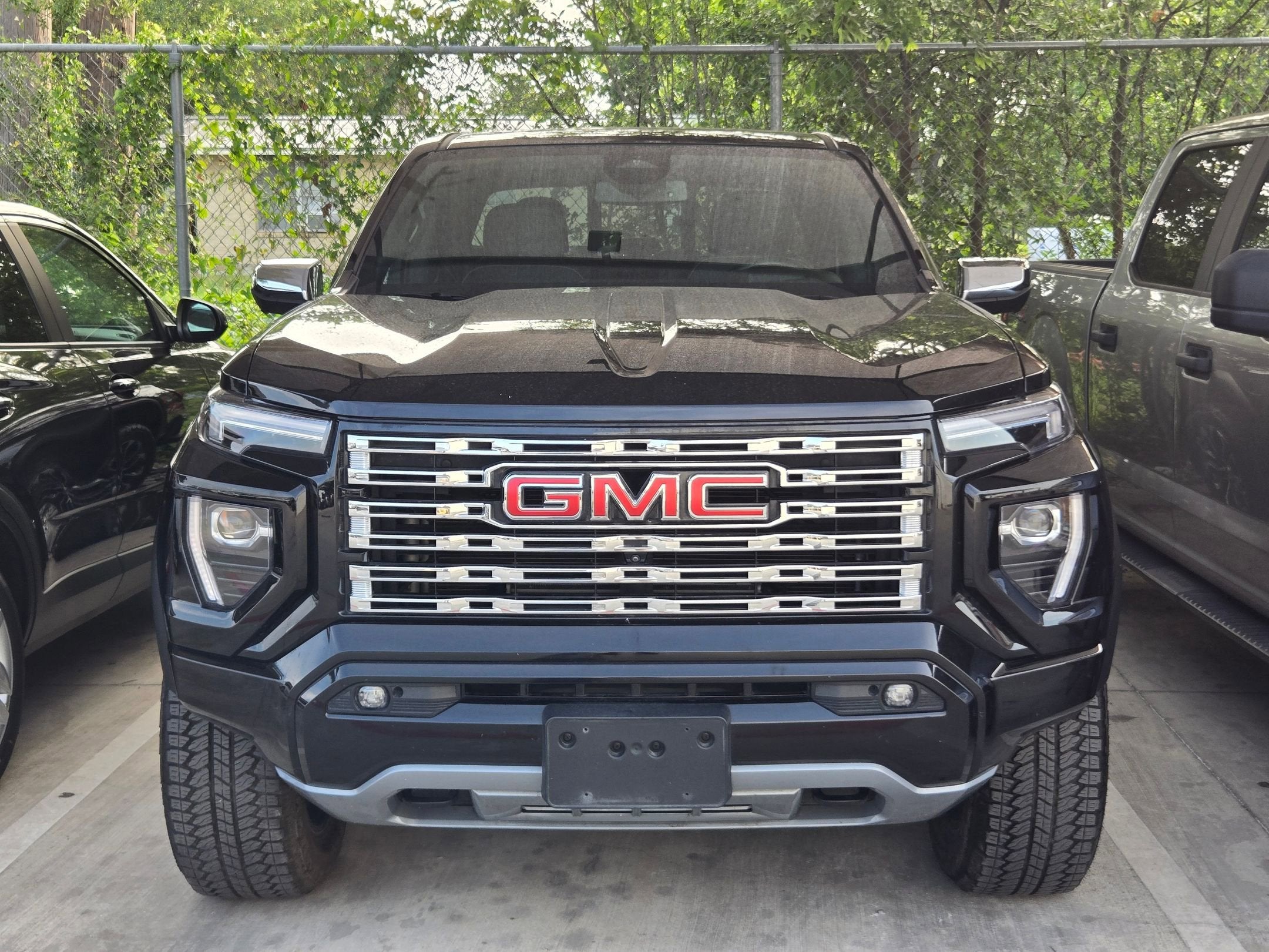 2025 GMC CANYON DENALI