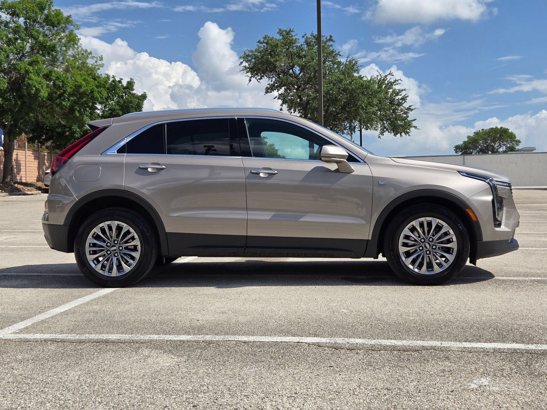 2024 Cadillac XT4 FWD PREM LUXURY FWD Premium Luxury
