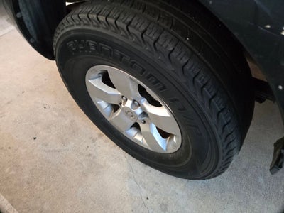 2012 Nissan FRONTIER SV