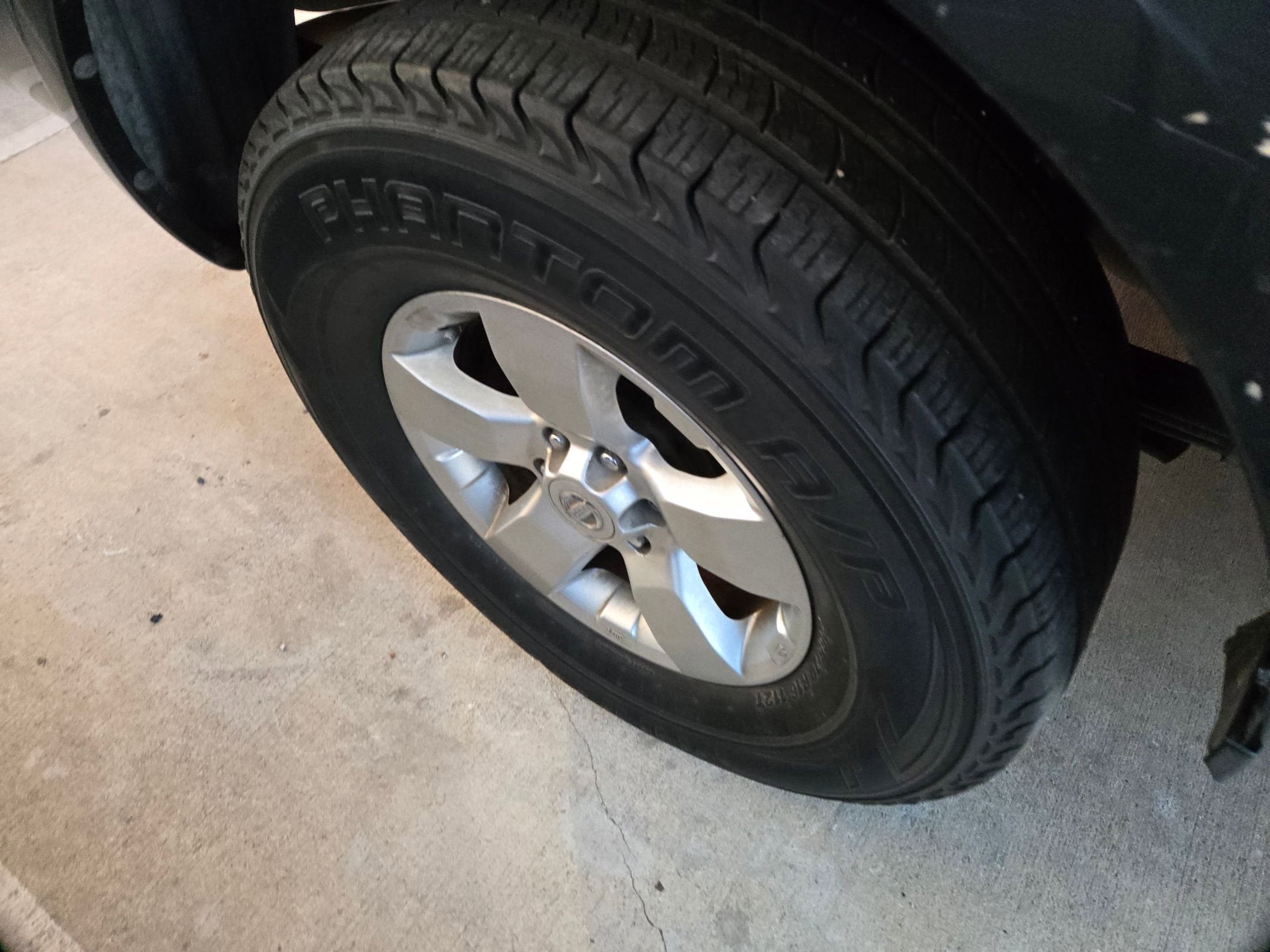 2012 Nissan FRONTIER SV