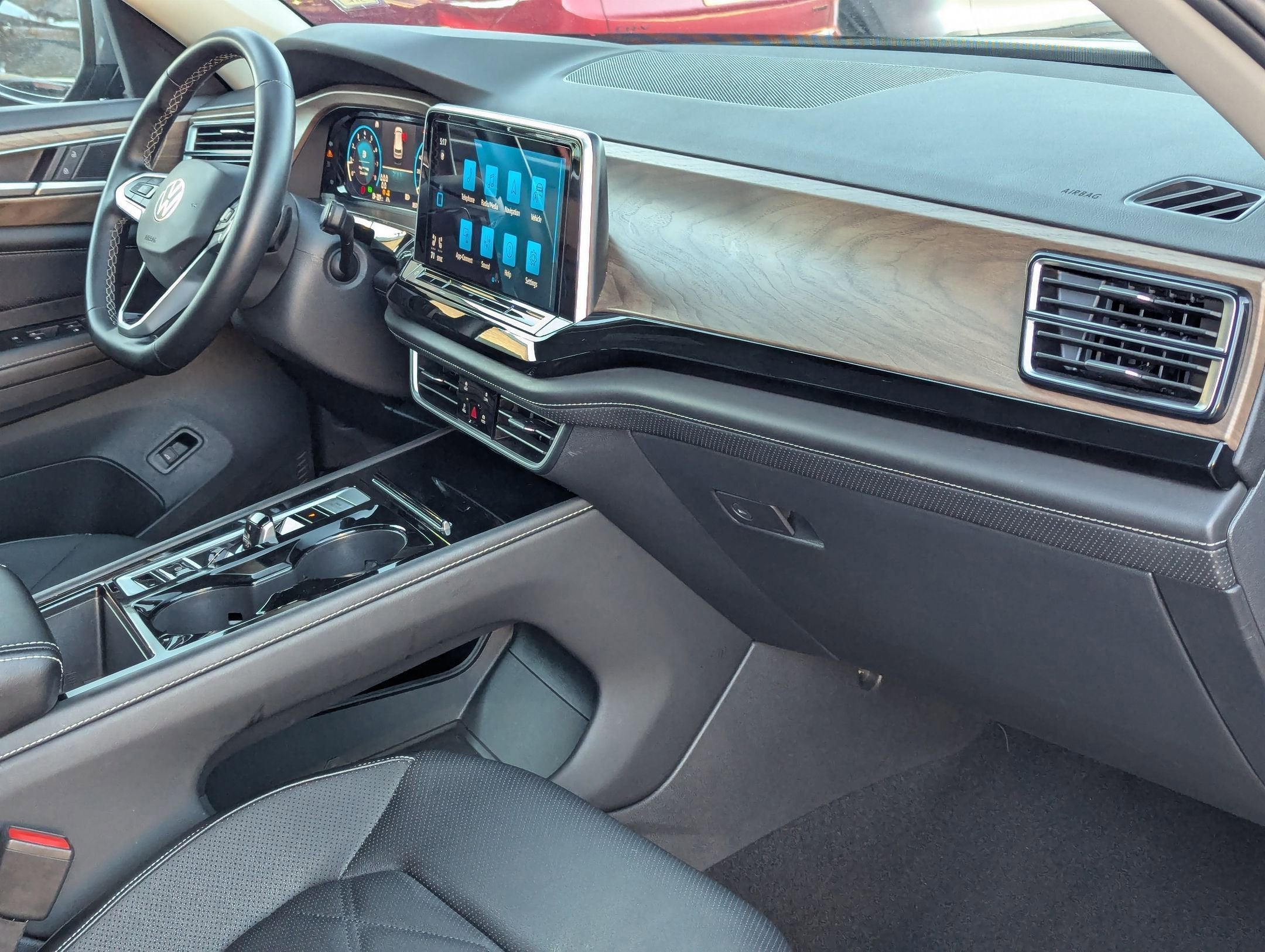 2025 Volkswagen ATLAS 2.0T SE w/Technology