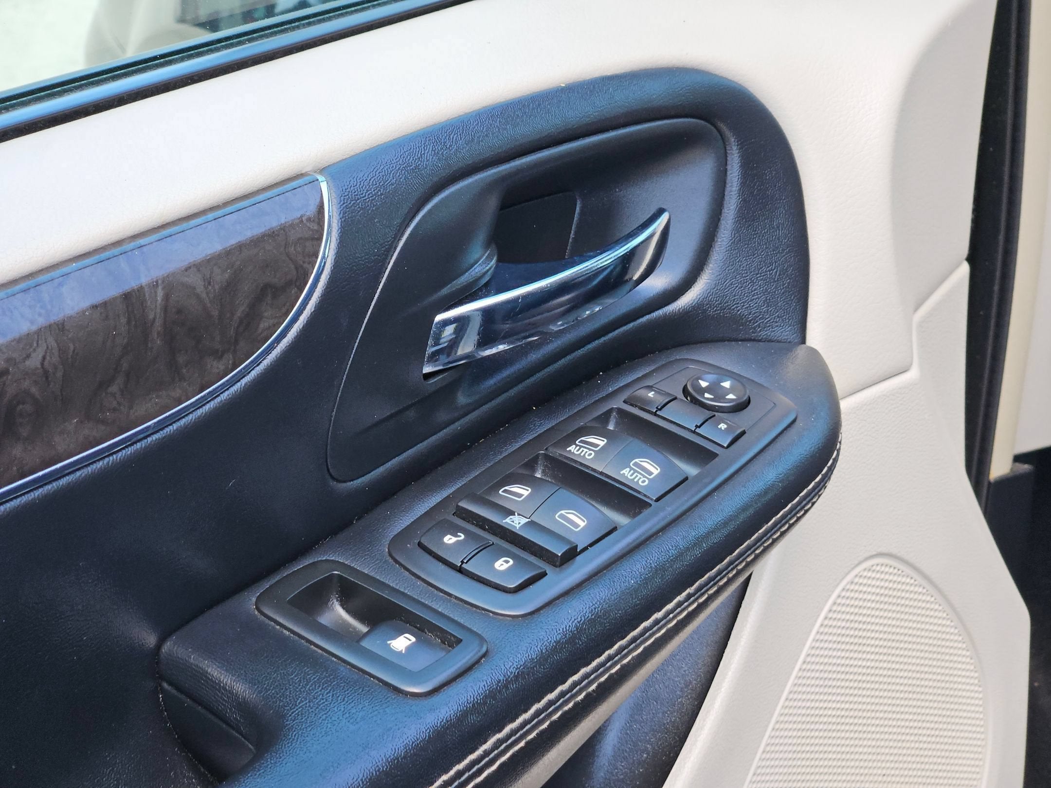 2016 Chrysler COUNTRY WGN TOURING