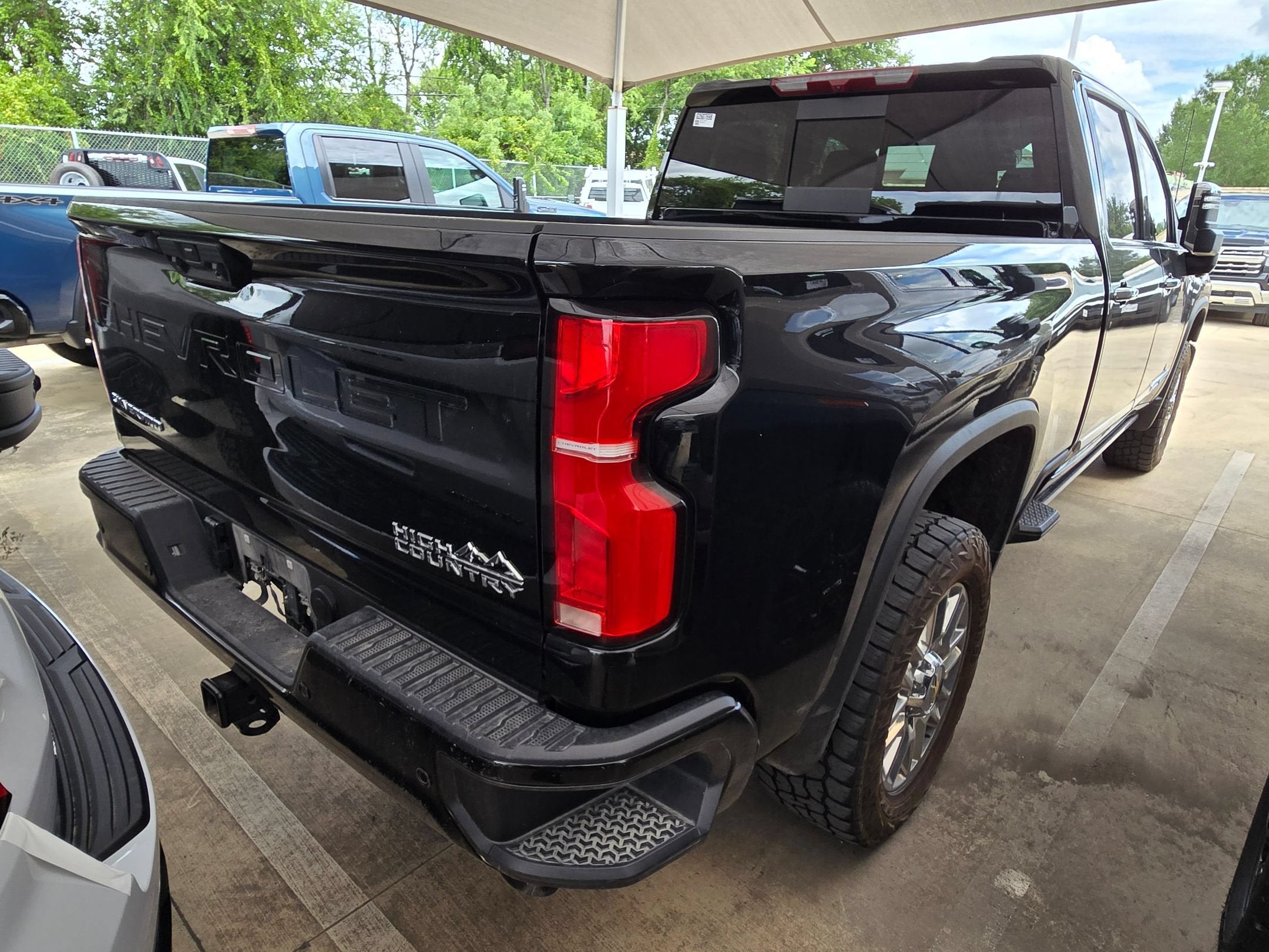 2025 Chevrolet SILVERADO HD HIGH COUNTRY
