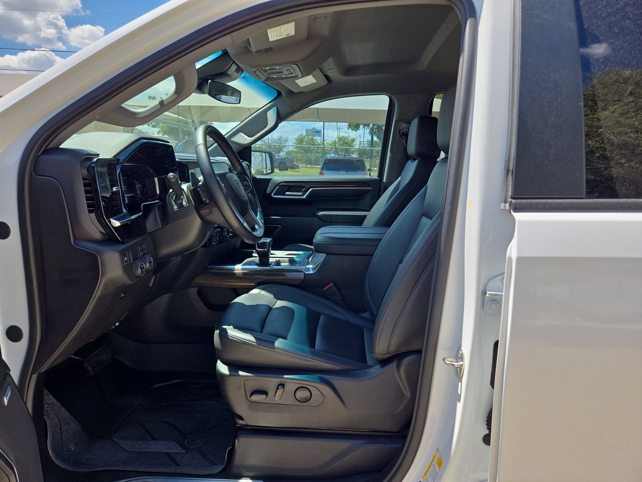 2024 Chevrolet SILV 1500 RST RST