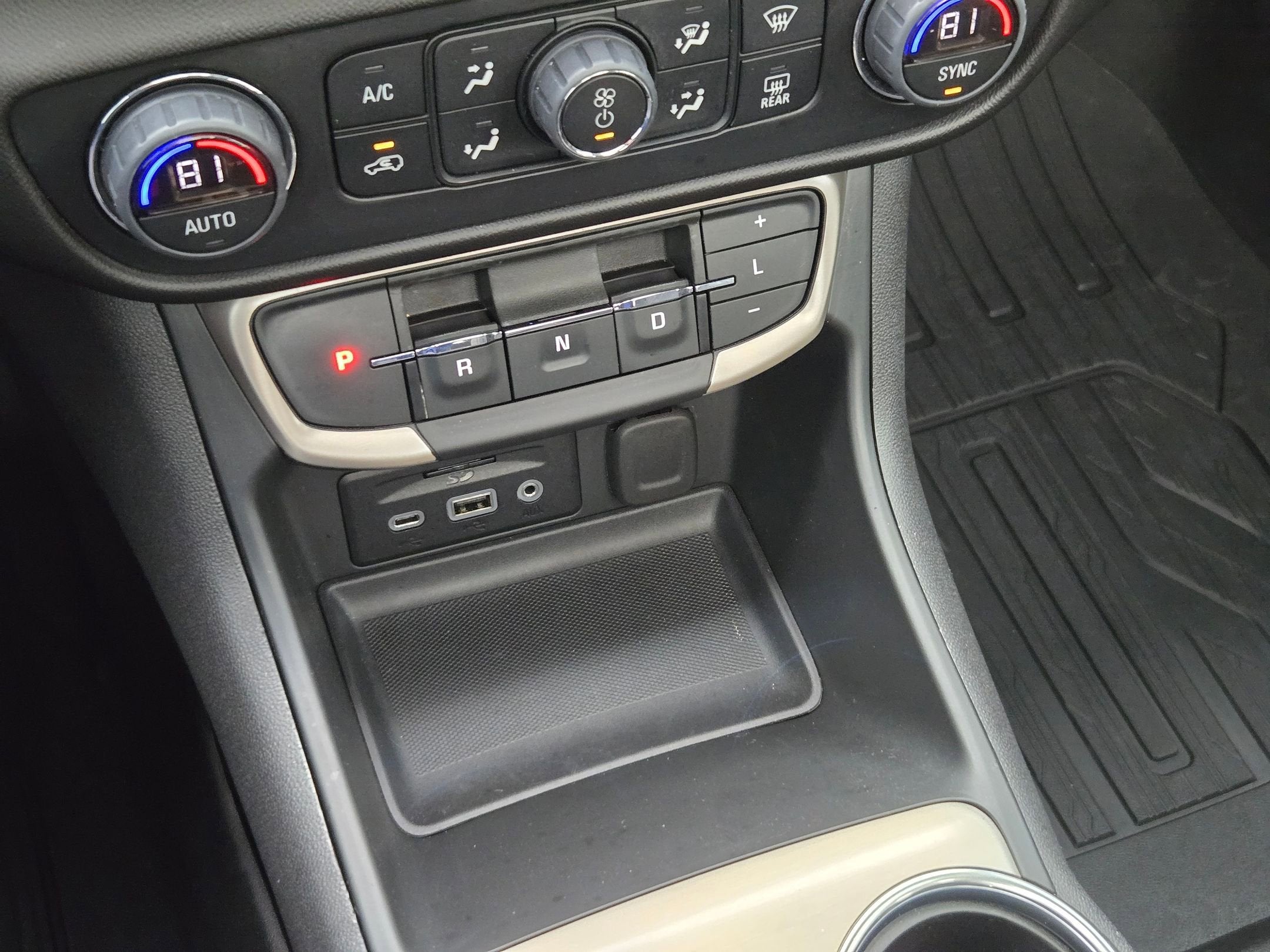 2023 GMC TERRAIN DENALI