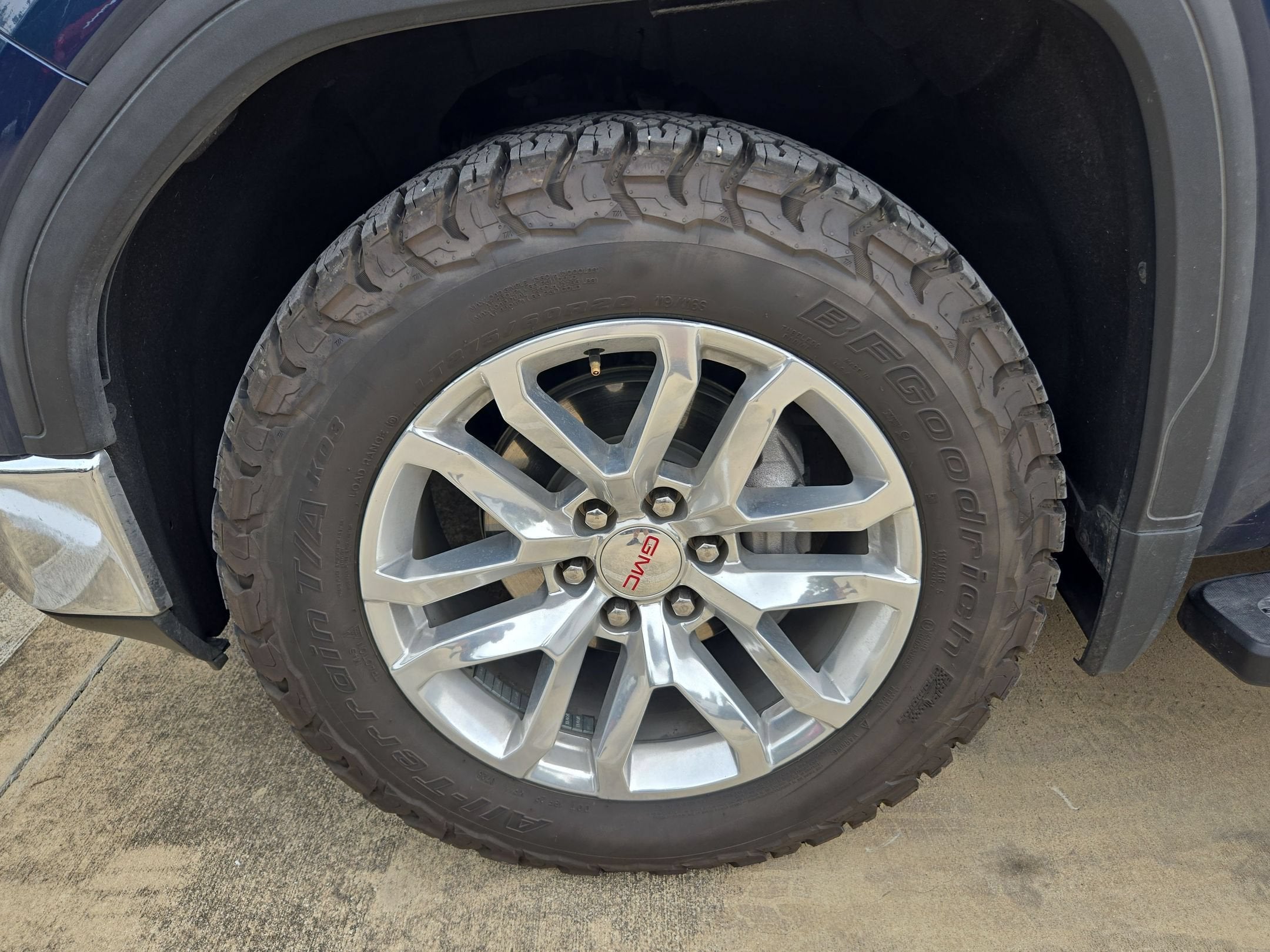 2019 GMC SIERRA 1500 SLT PDC
