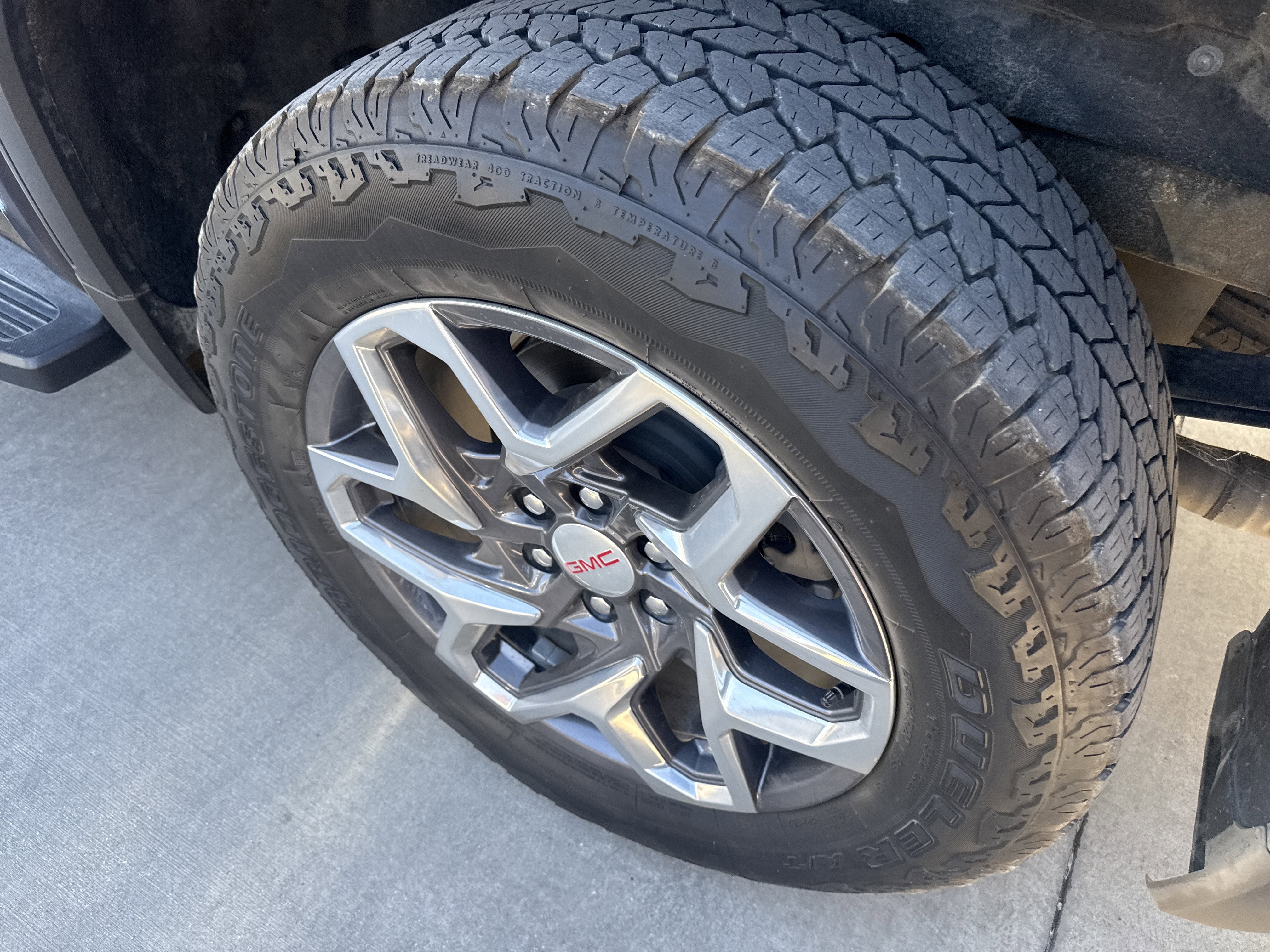 2023 GMC SIERRA 1500 SLT