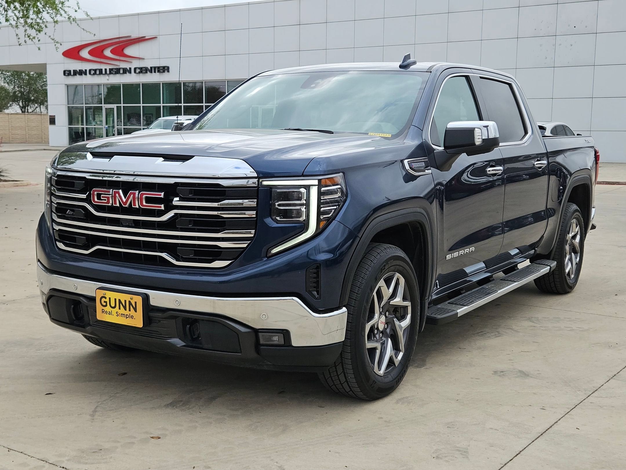 2022 GMC SIERRA 1500 SLT