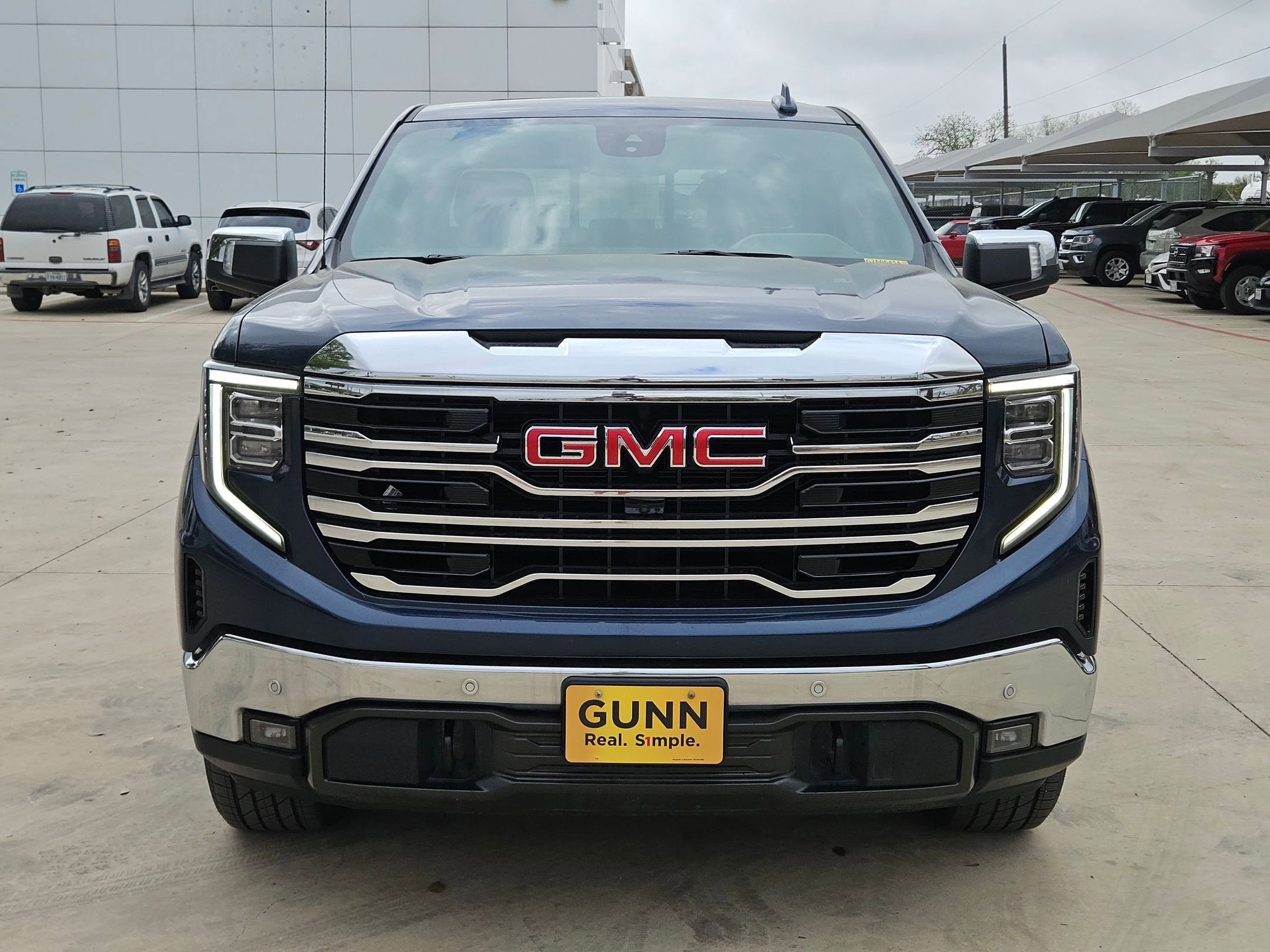 2022 GMC SIERRA 1500 SLT
