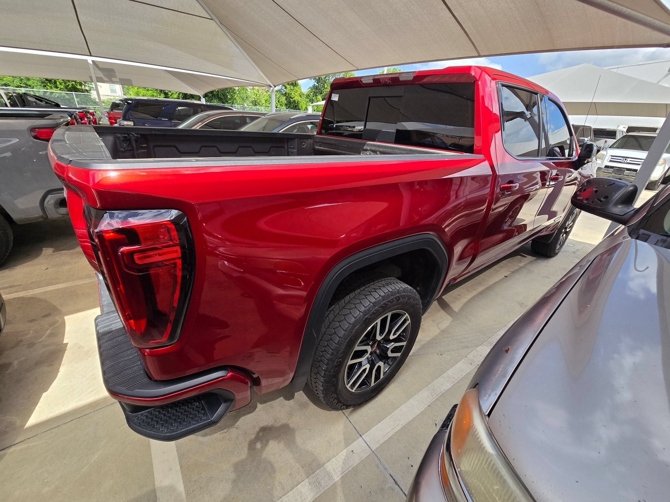 2025 GMC SIERRA 1500 AT4