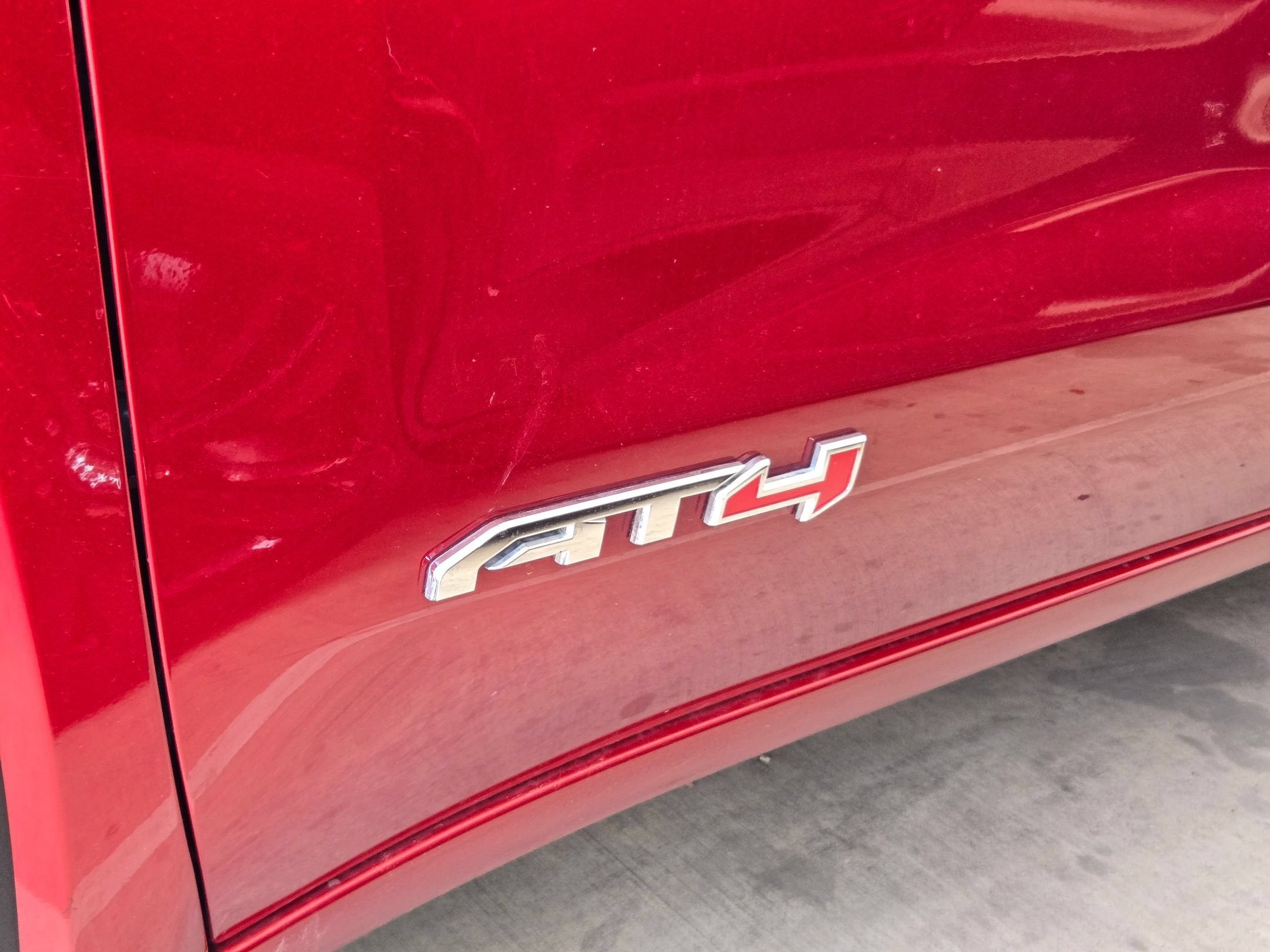 2025 GMC SIERRA 1500 AT4