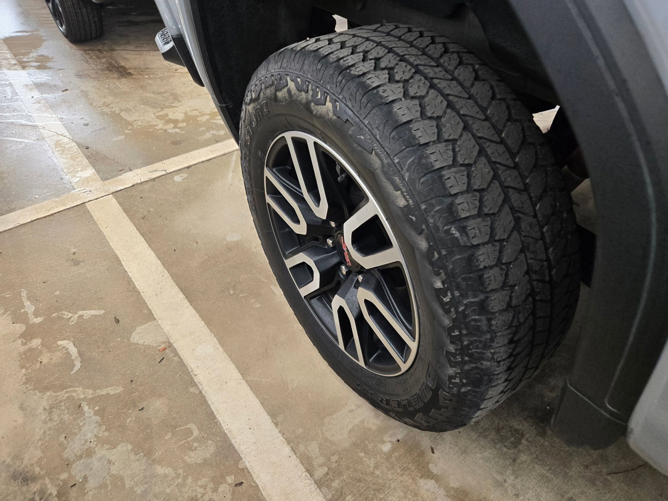 2024 GMC SIERRA 1500 AT4