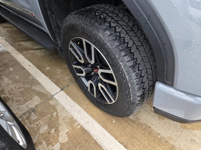 2024 GMC SIERRA 1500 AT4