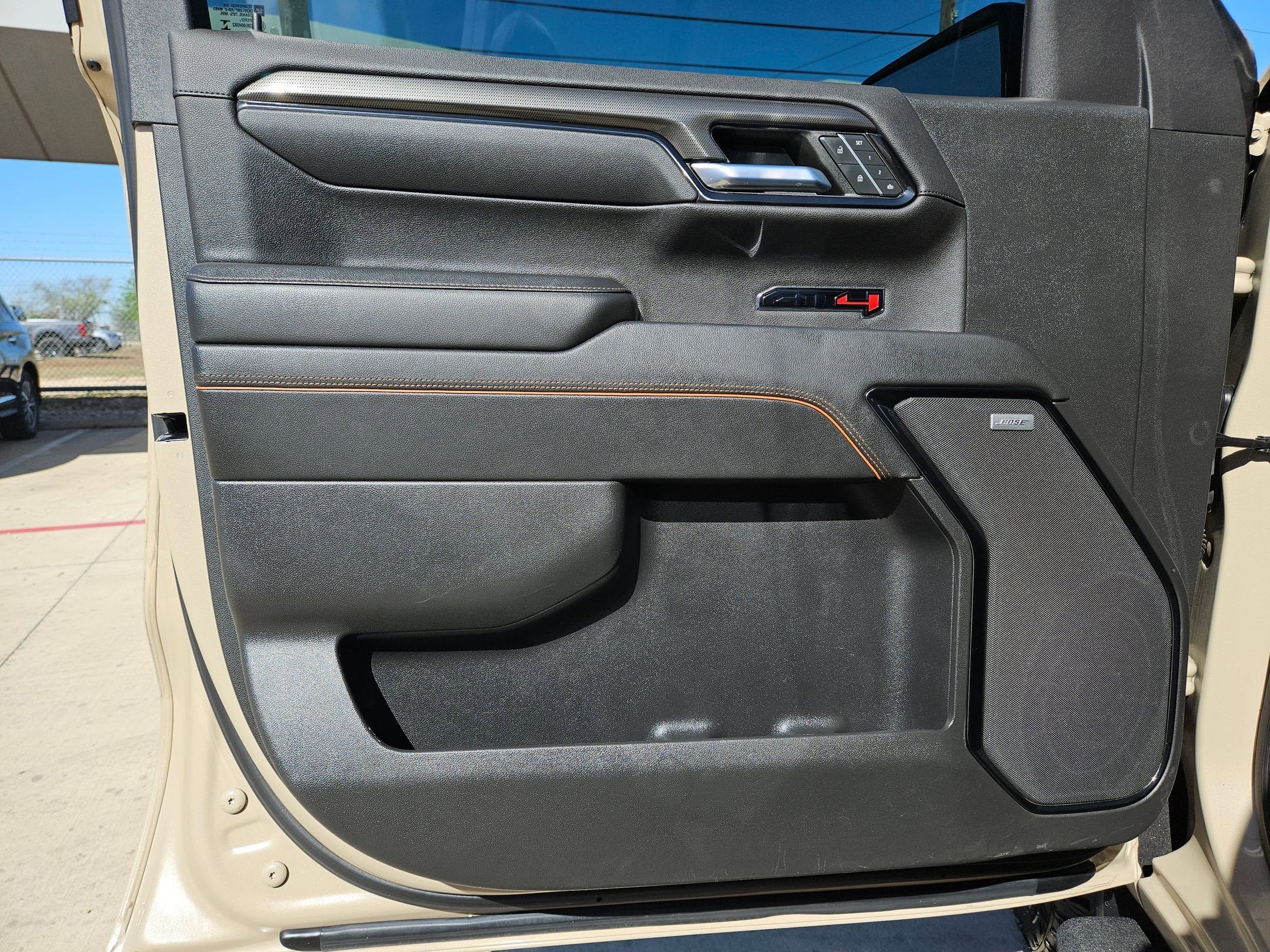 2022 GMC SIERRA 1500 AT4