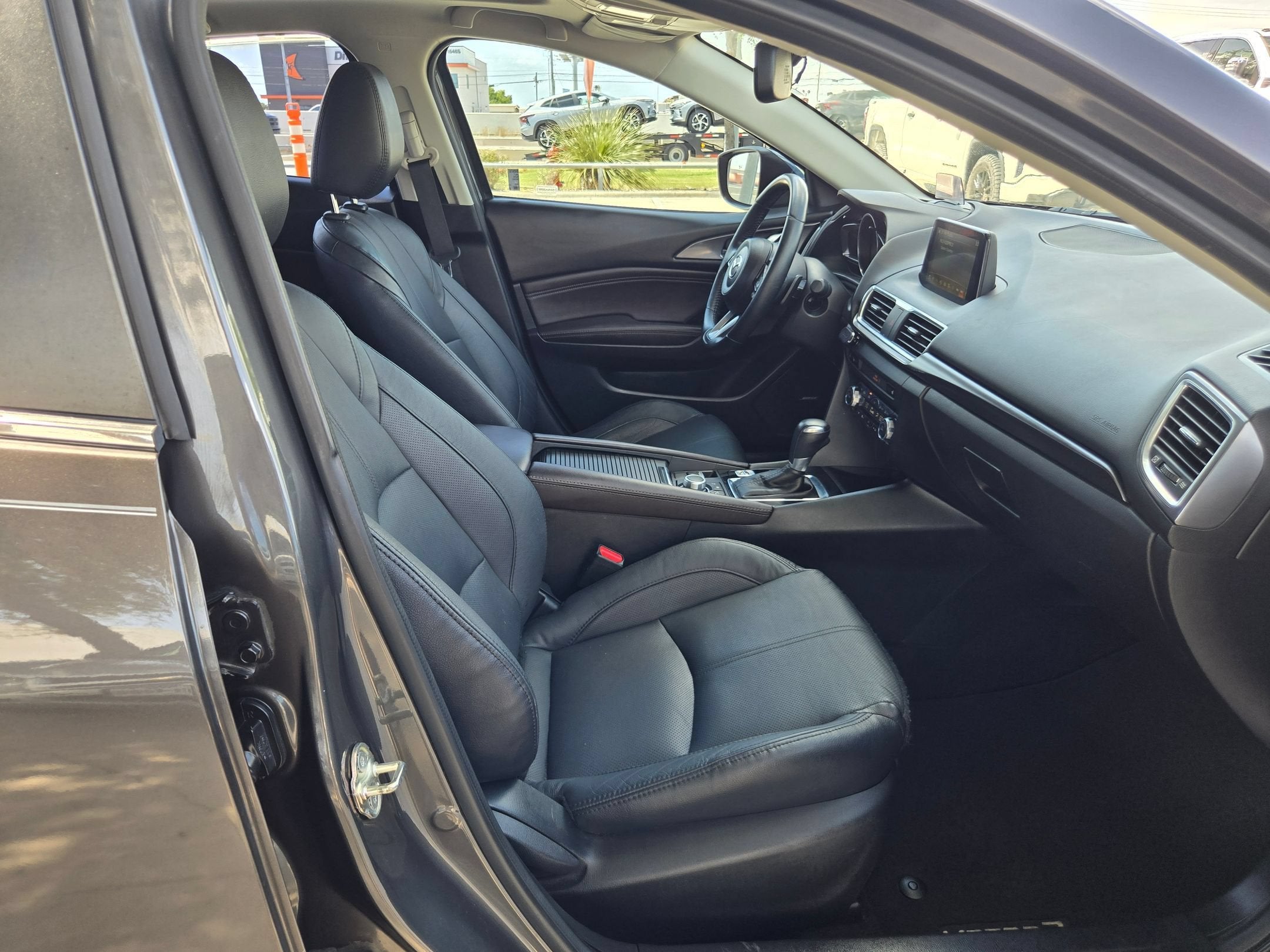 2017 Mazda MAZDA3 GRAND TOURING