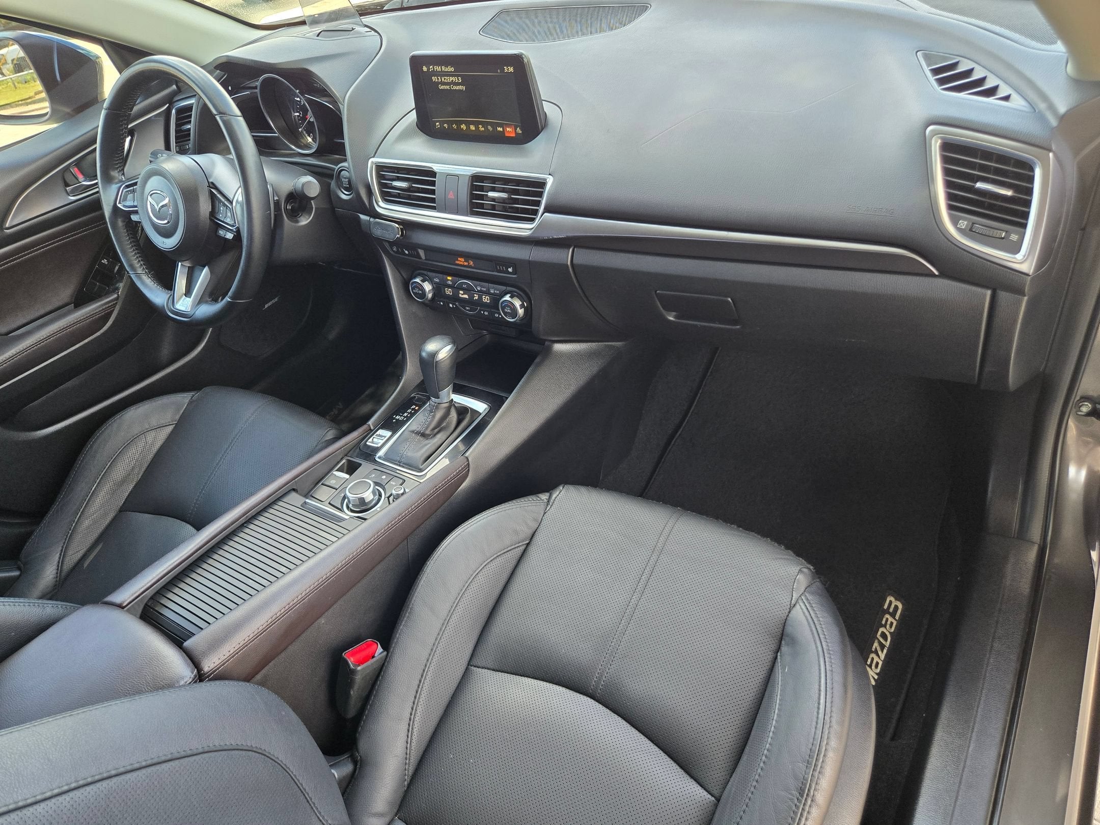 2017 Mazda MAZDA3 GRAND TOURING