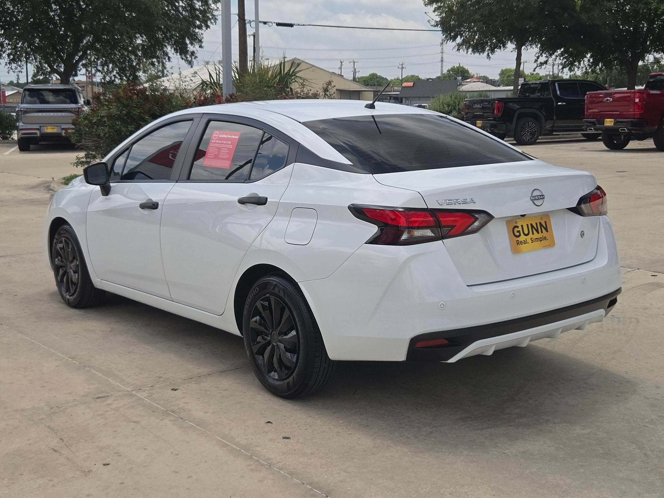 2025 Nissan VERSA 1.6 S