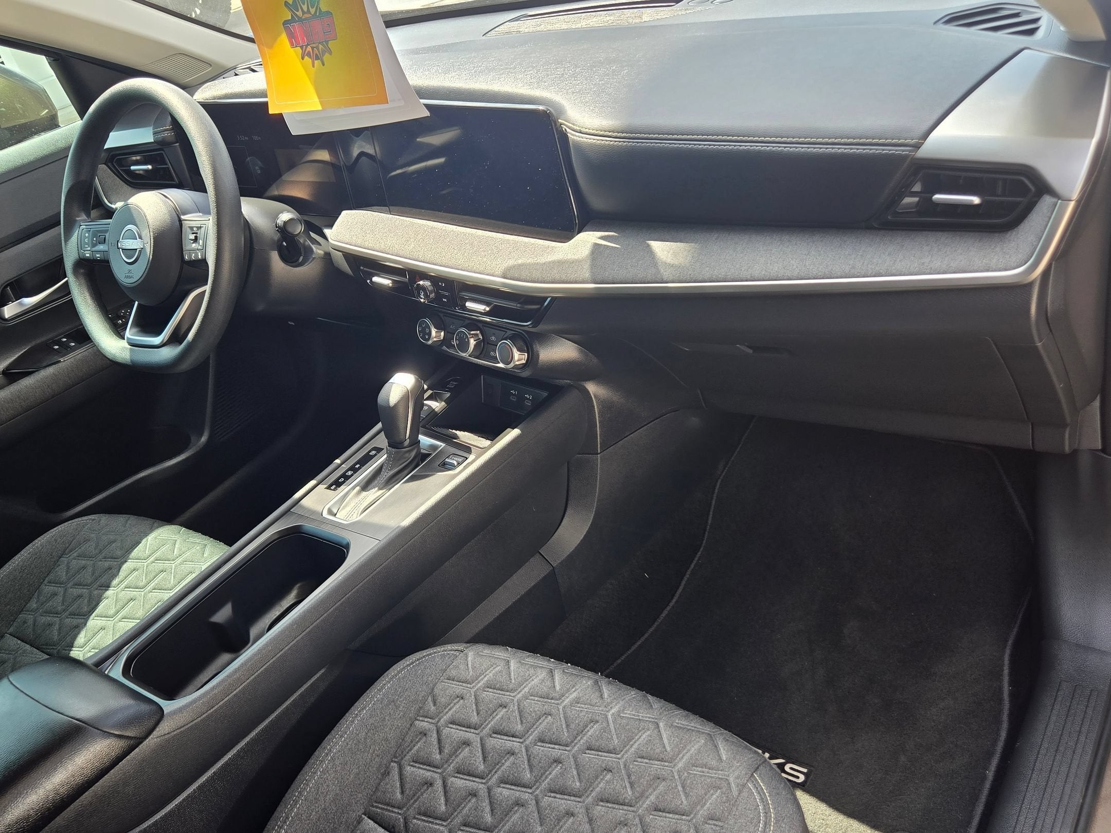 2025 Nissan KICKS MPV SV