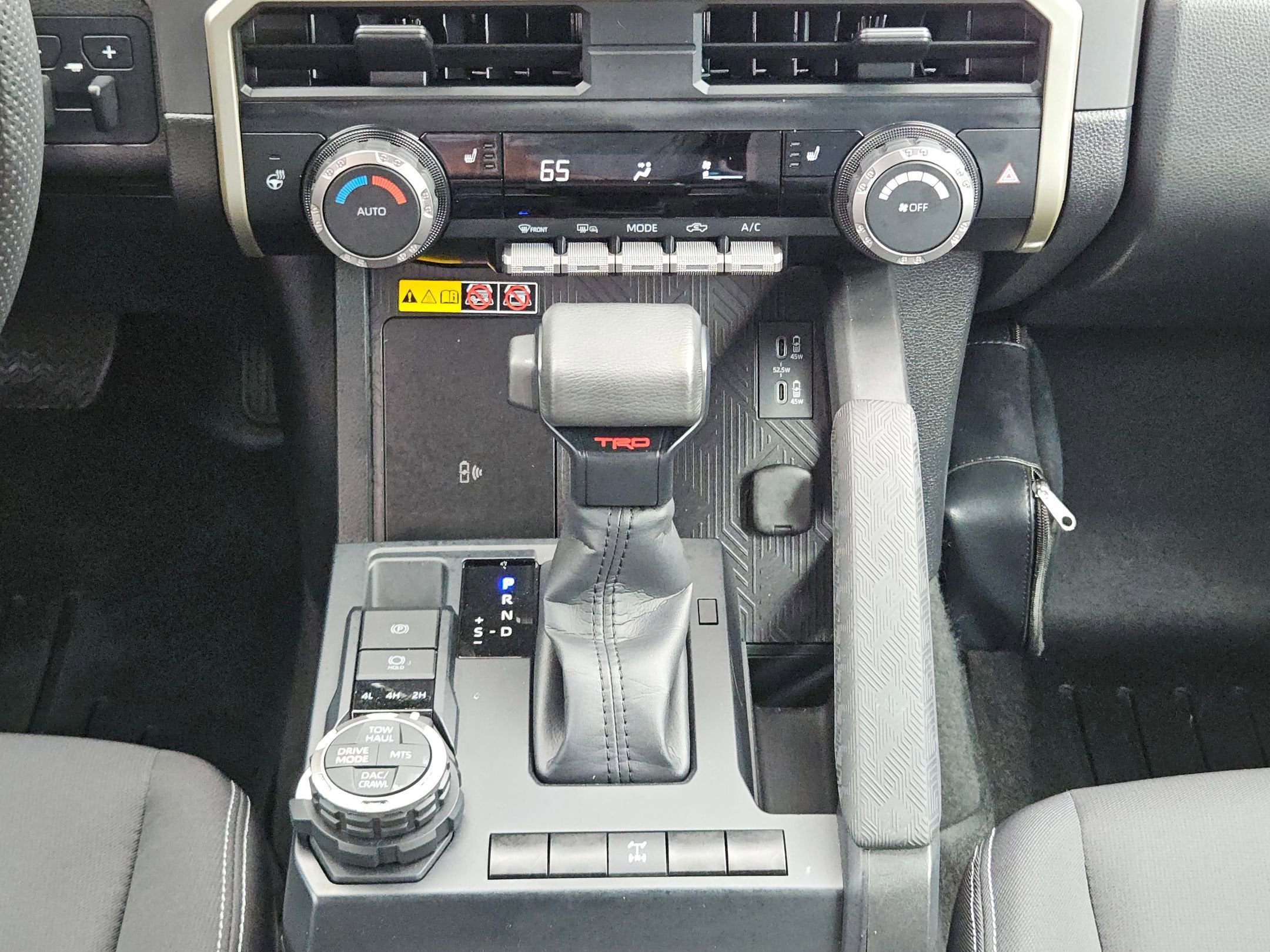 2024 Toyota TACOMA TRD