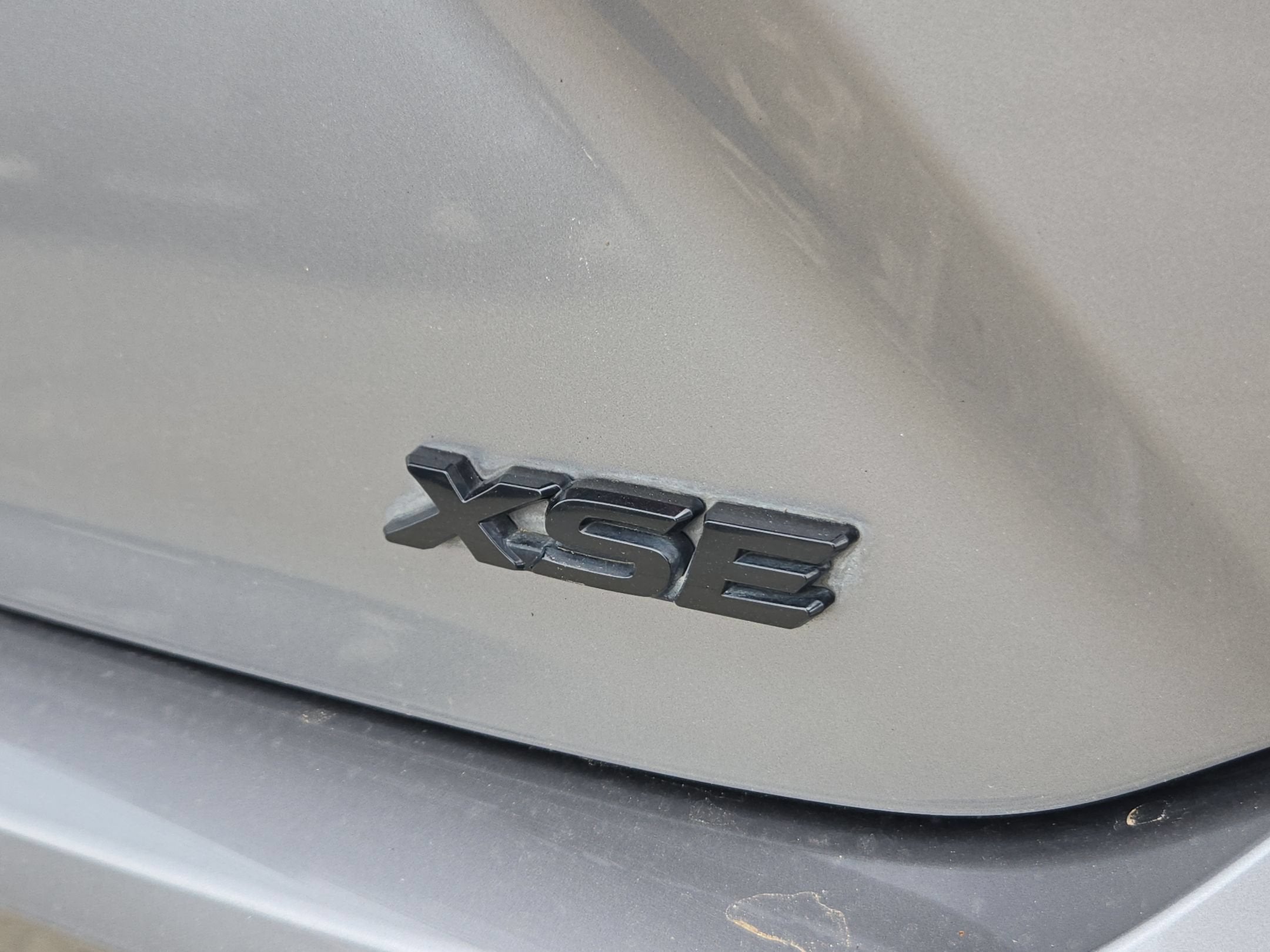 2025 Toyota CAMRY HYBRID XSE