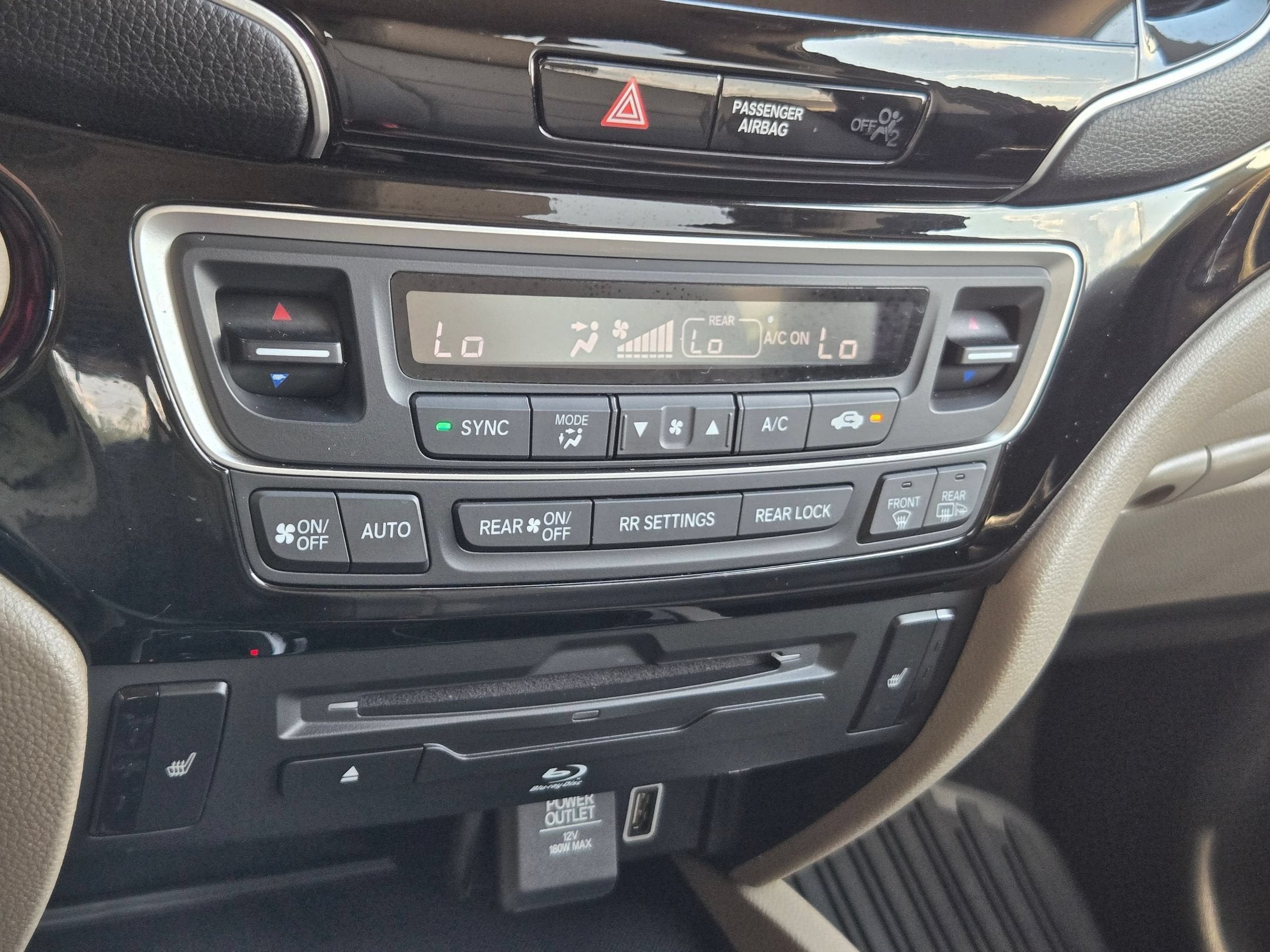 2019 Honda PILOT Touring 8-Passenger