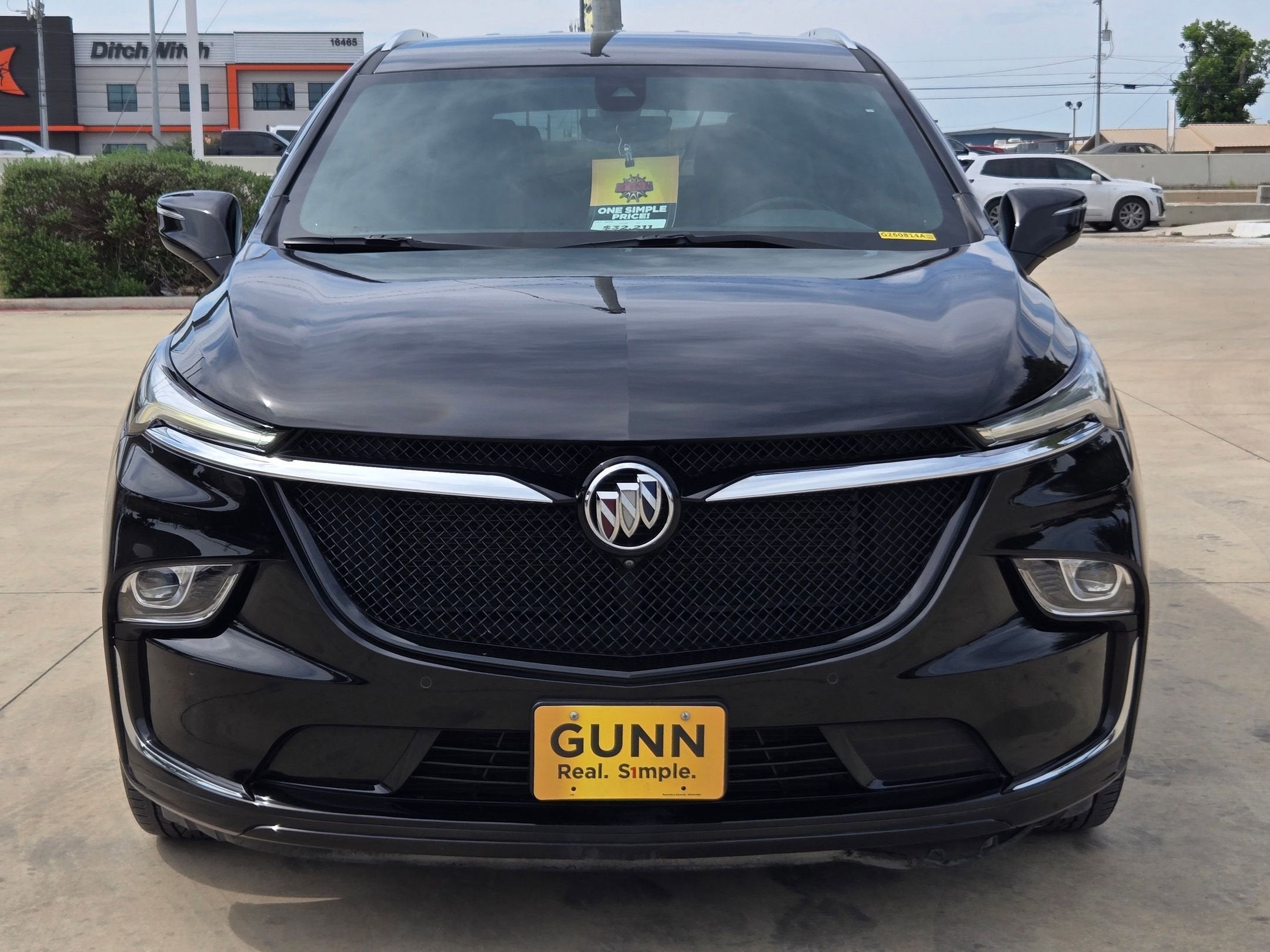 2024 Buick ENCLAVE LT