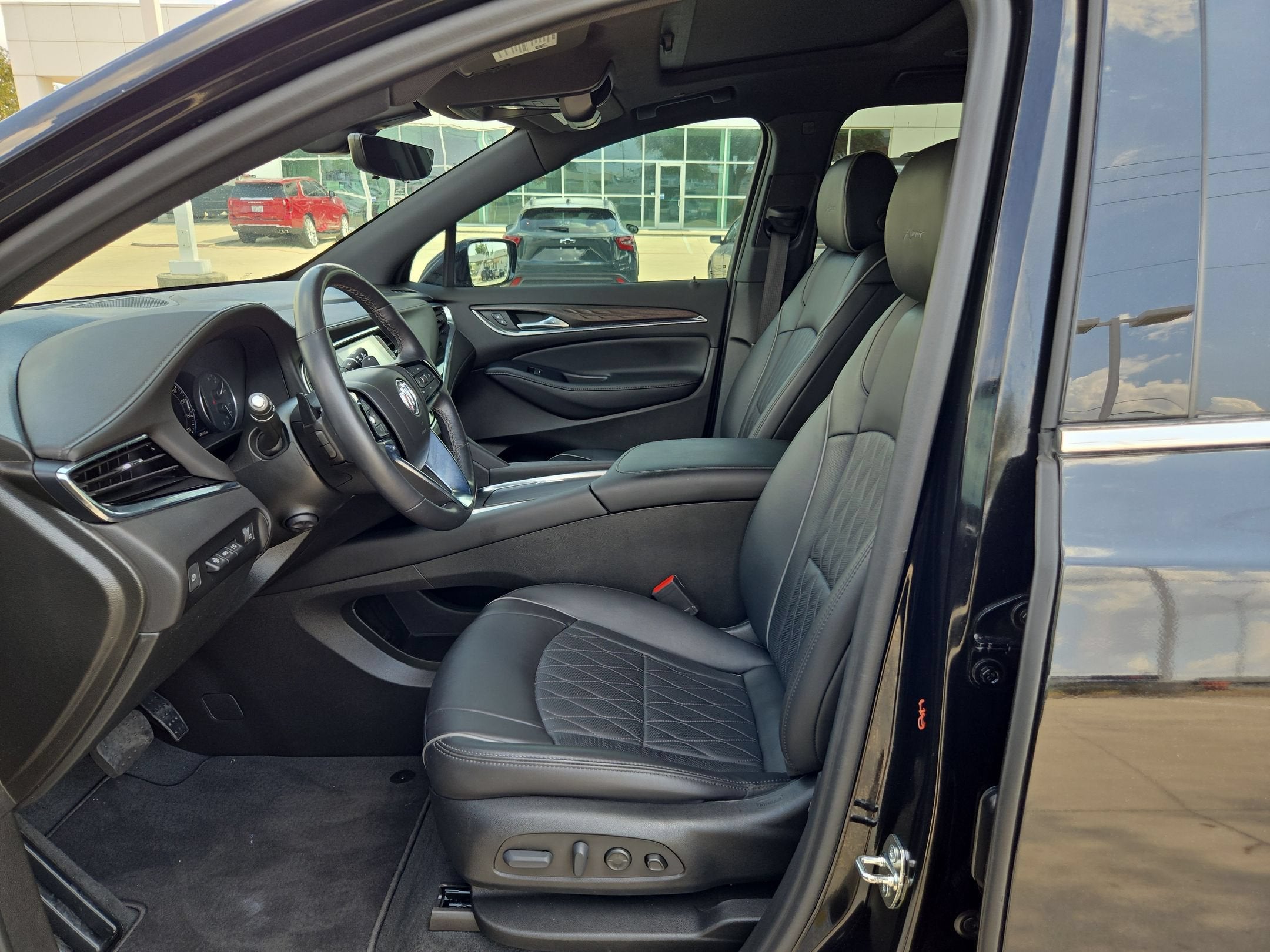 2022 Buick ENCLAVE AVENIR