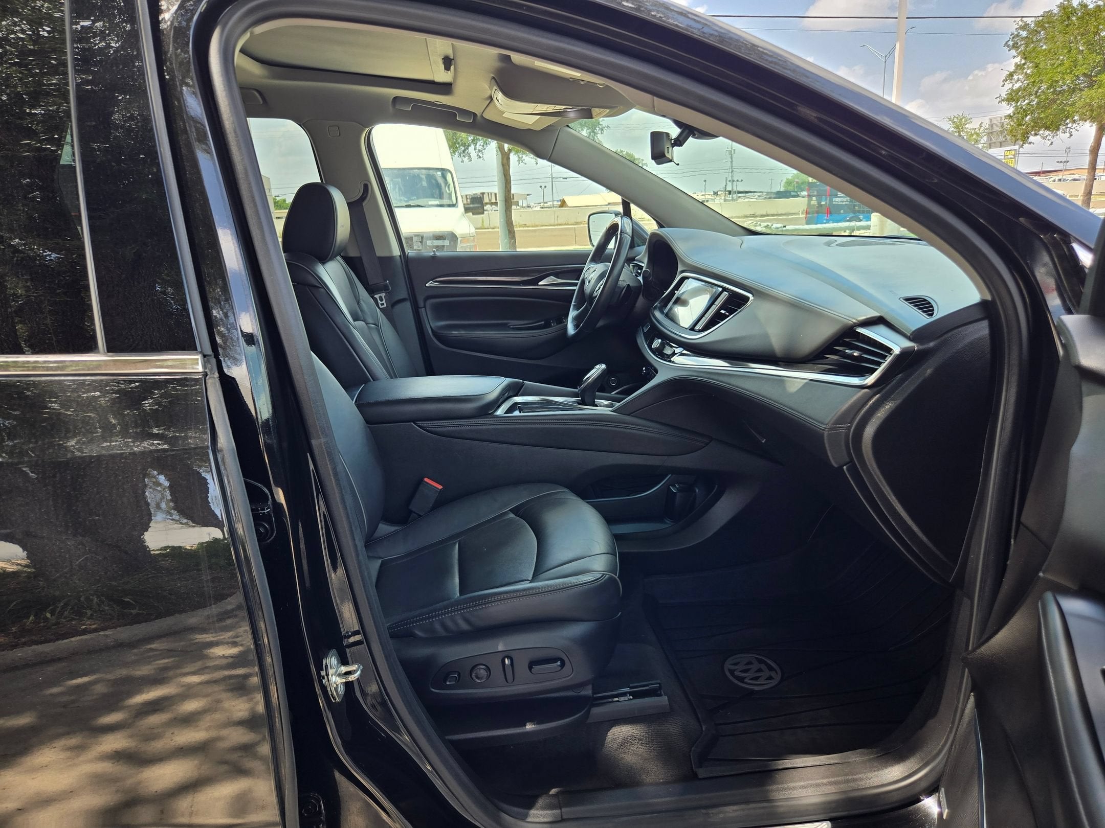2020 Buick ENCLAVE AVENIR