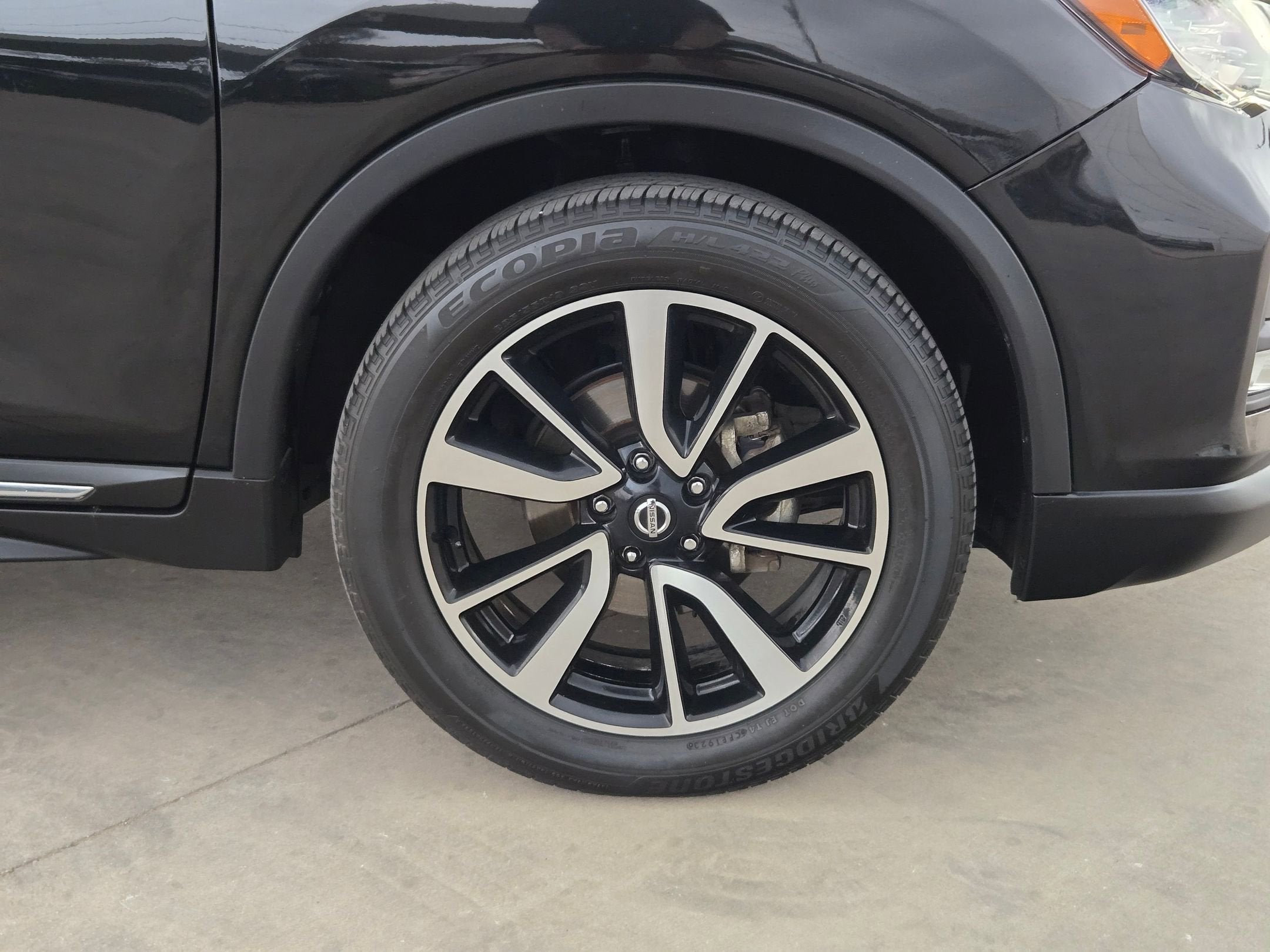 2019 Nissan ROGUE SL