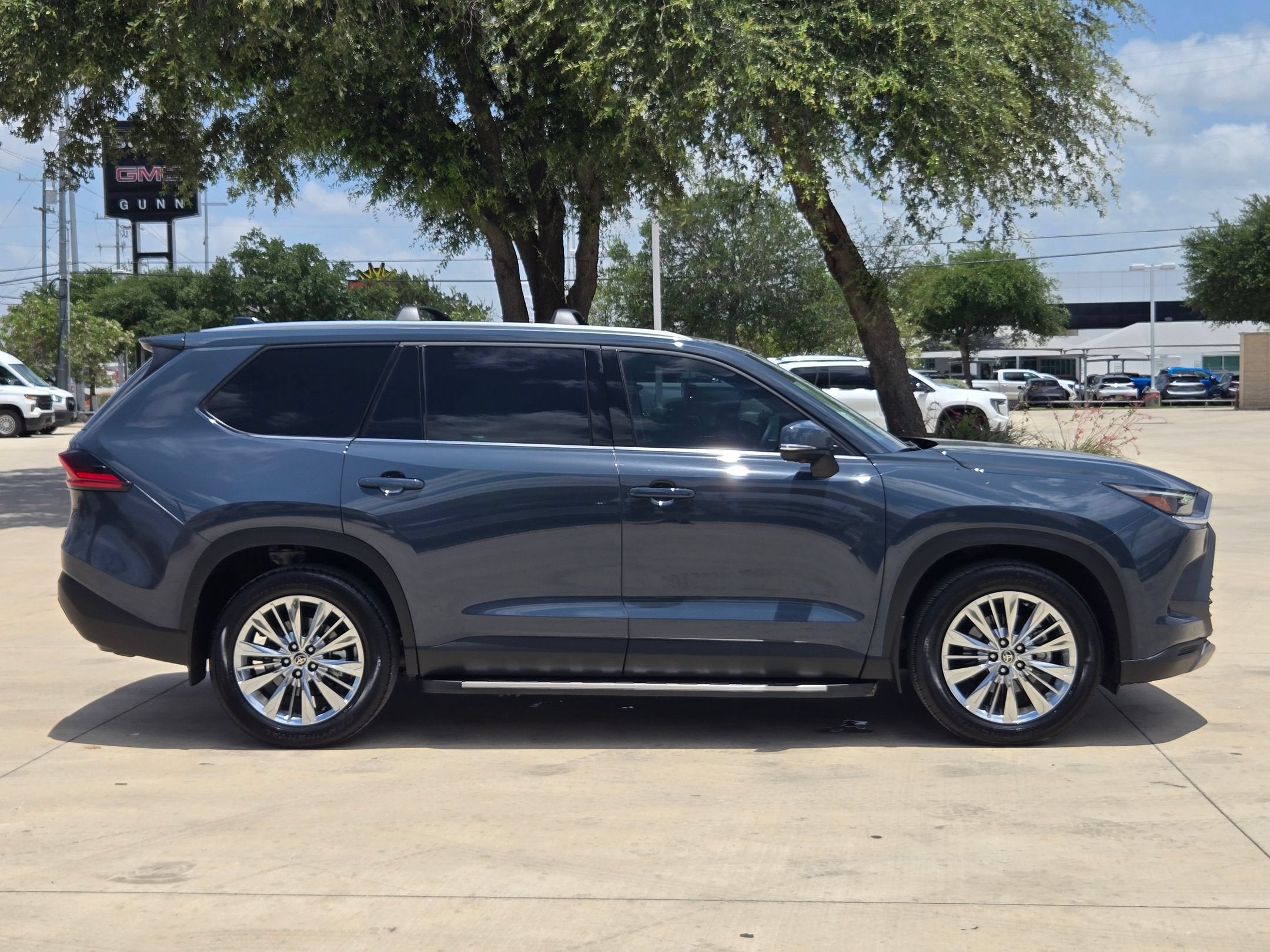 2025 Toyota GRAND HIGHLANDER PLATINUM