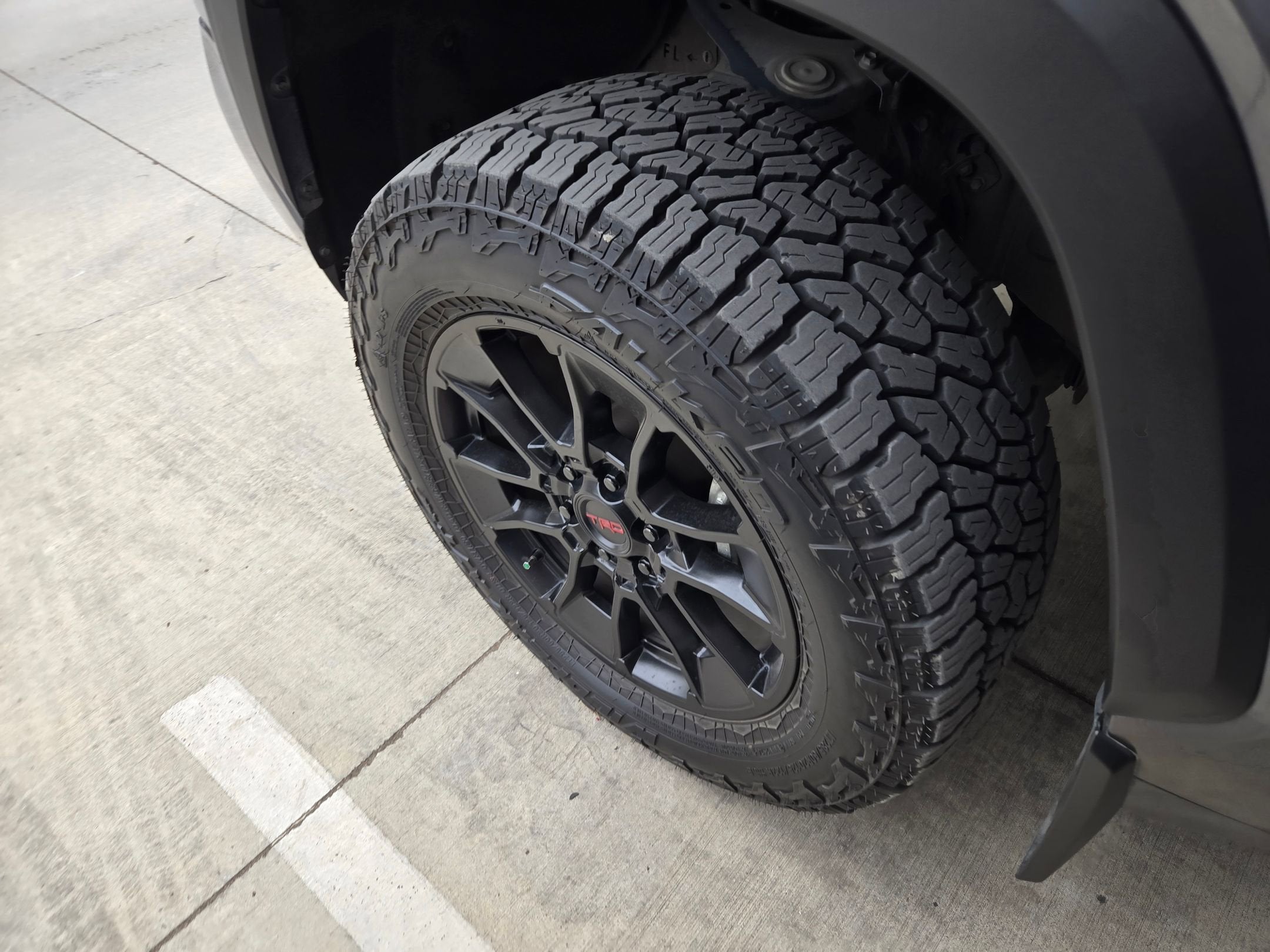 2024 Toyota TUNDRA 4WD SR5