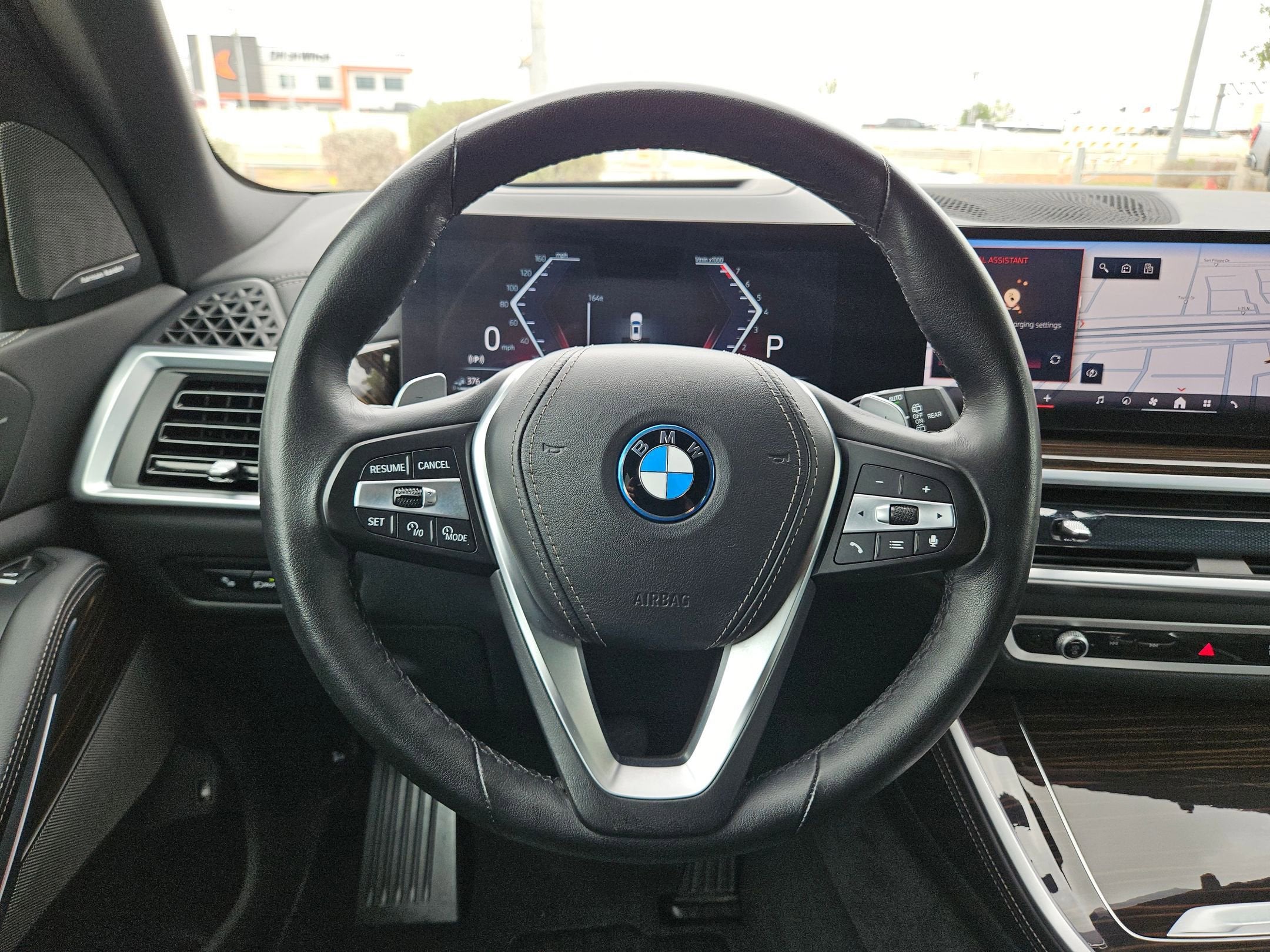 2025 BMW X5 50E