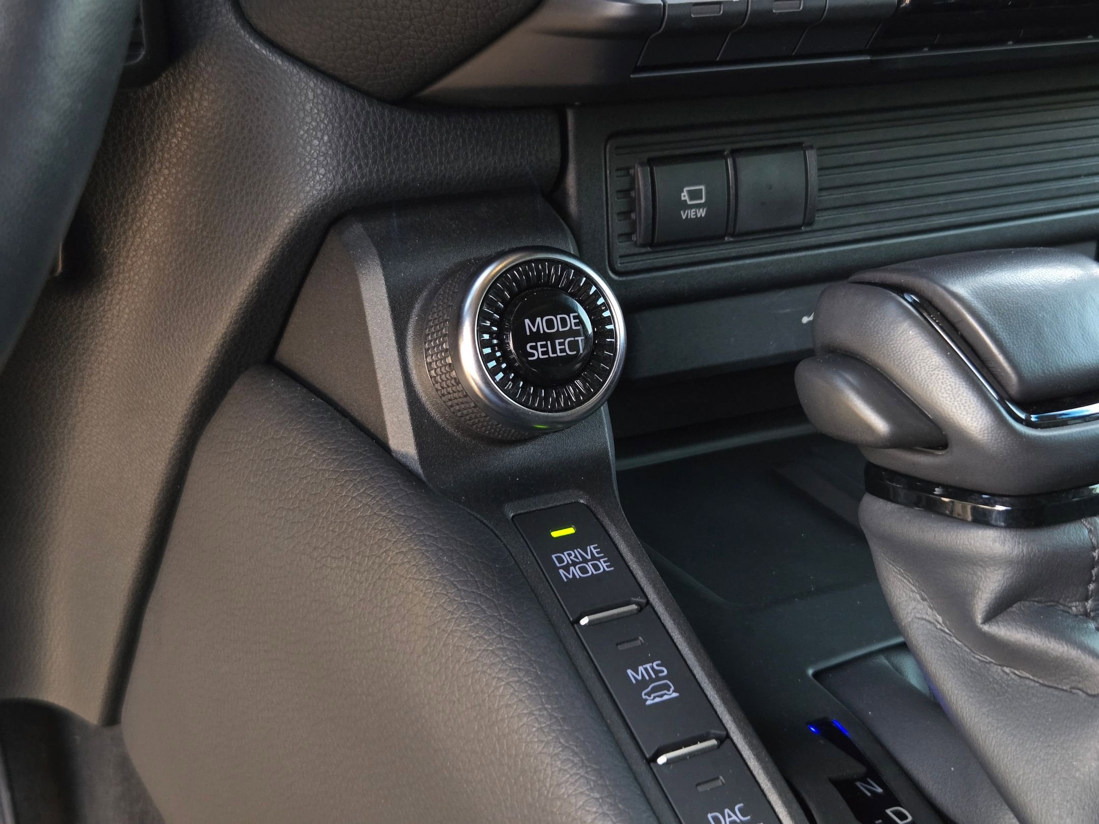 2024 Toyota LAND CRUISER TURBO HYBRID