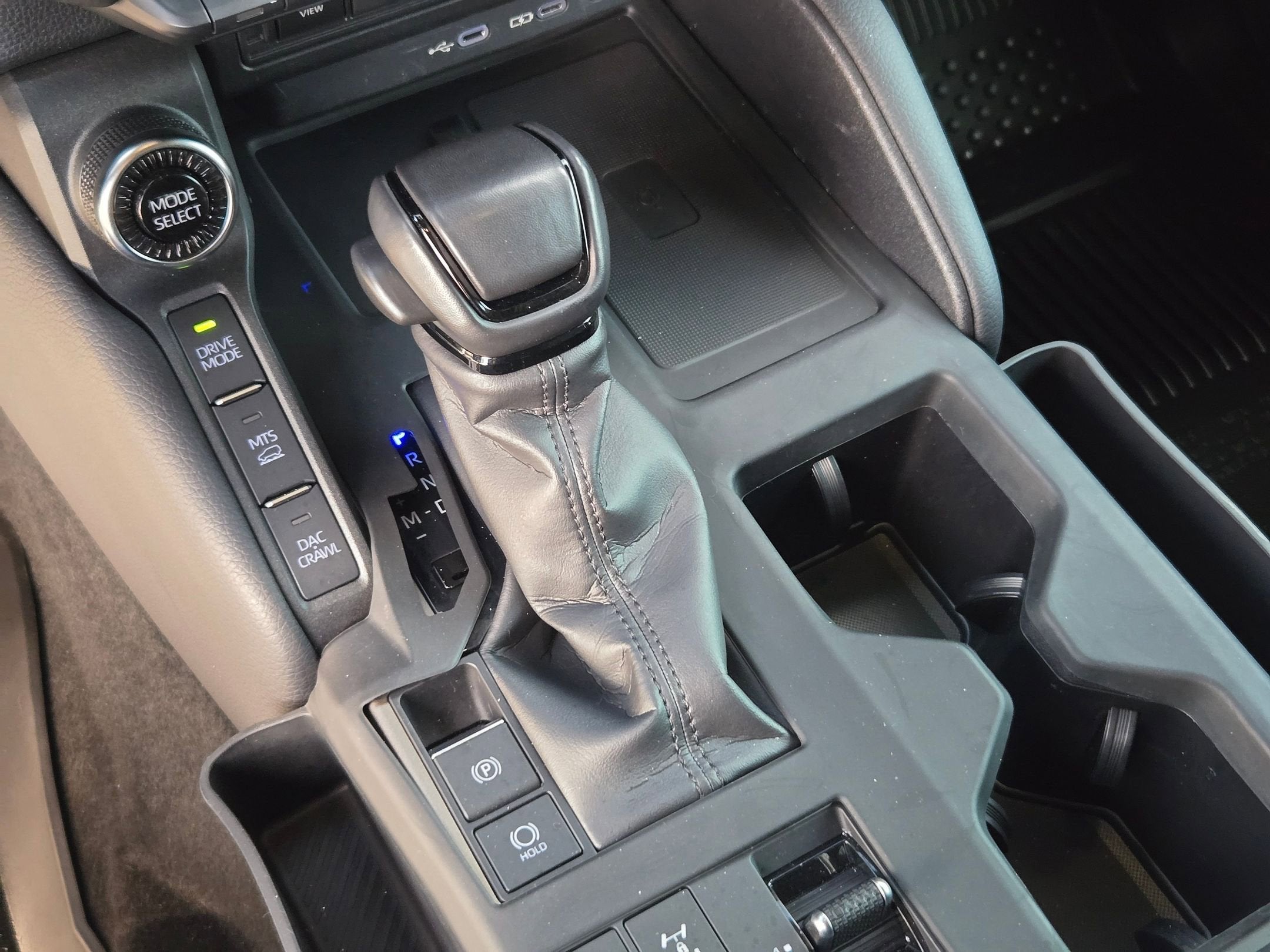 2024 Toyota LAND CRUISER TURBO HYBRID