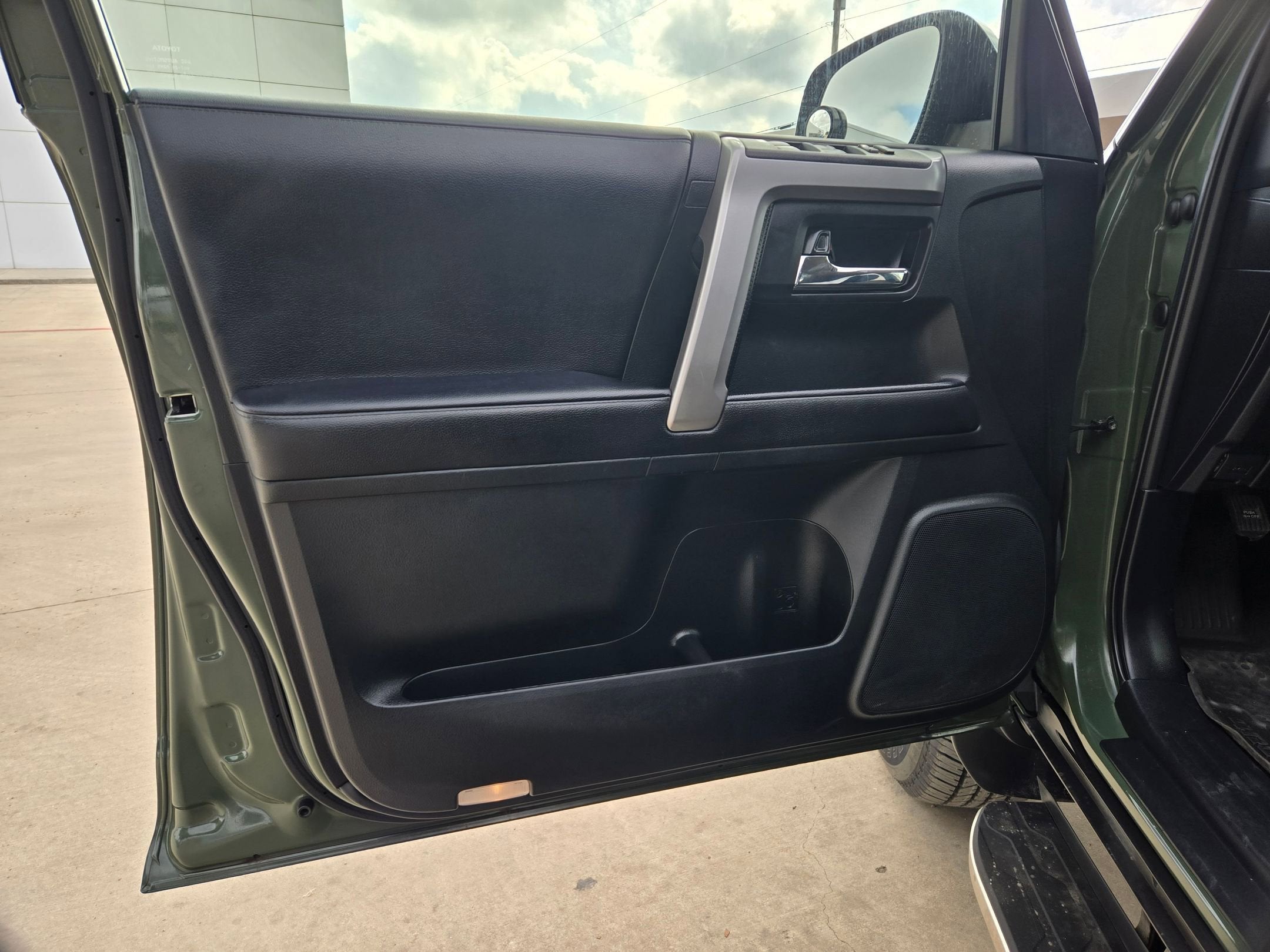 2022 Toyota 4RUNNER TRAIL EDITION