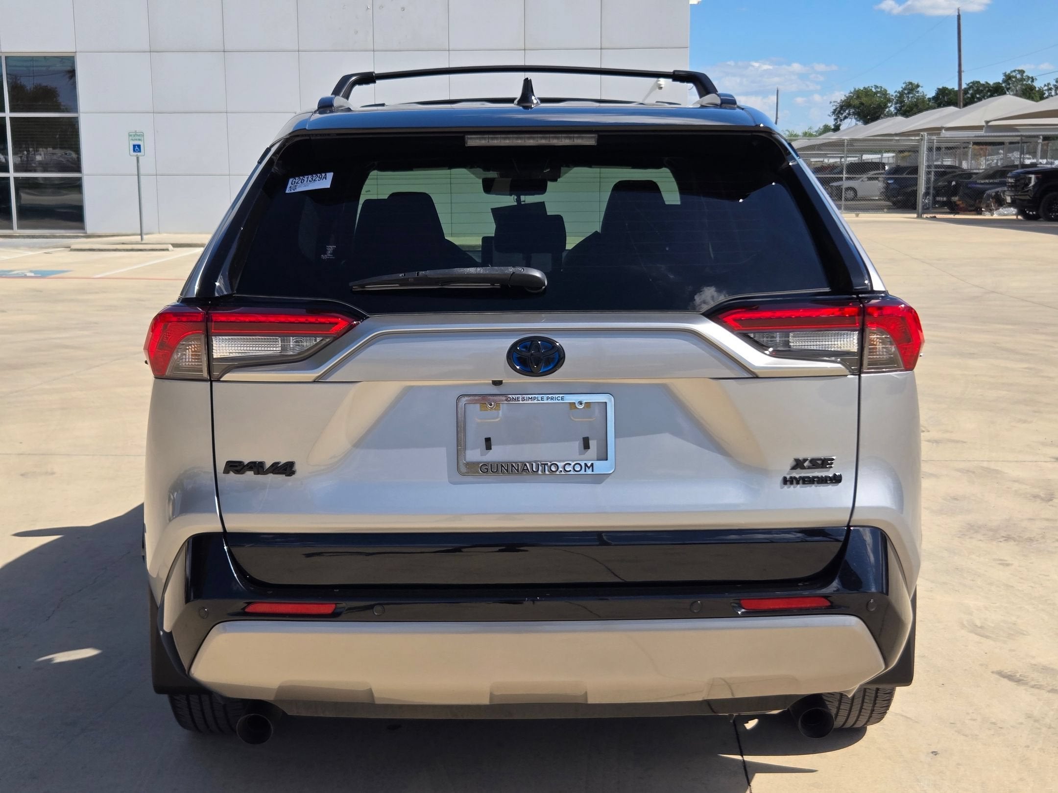 2024 Toyota RAV4 HYBRID XSE