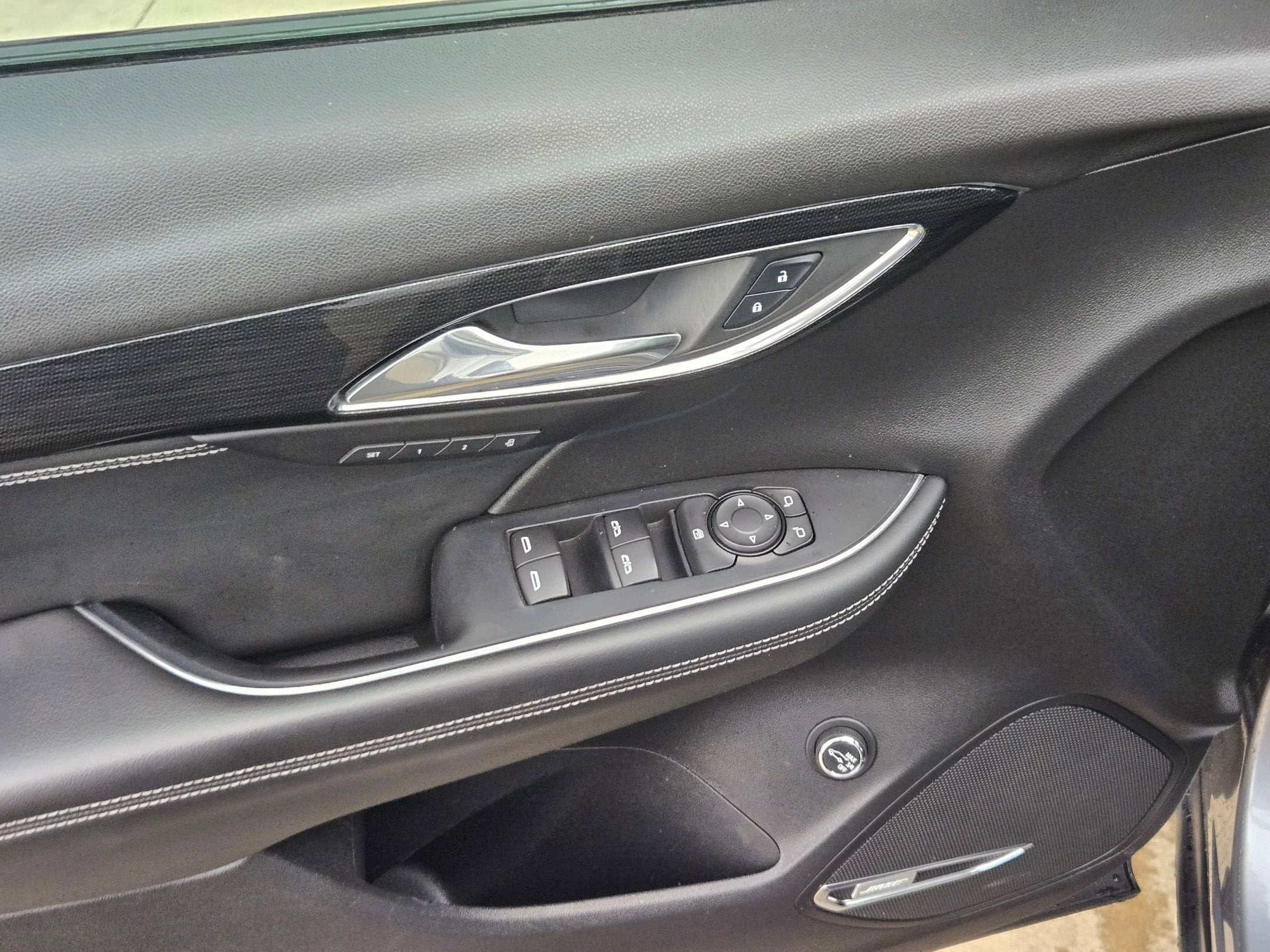 2022 Buick ENVISION ESSENC