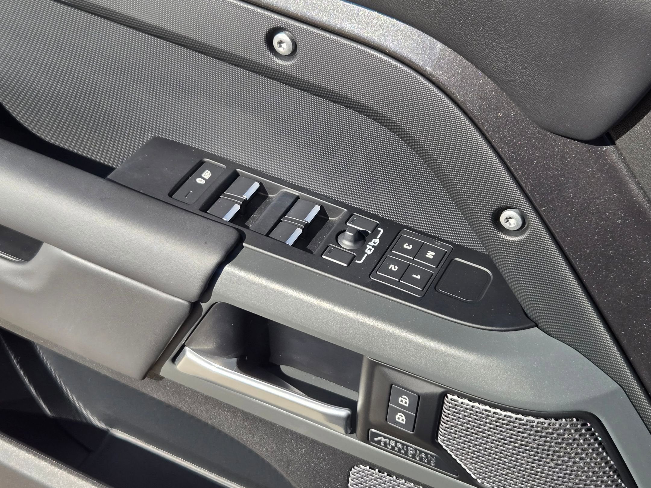 2024 Land Rover DEFENDER DEFENDER