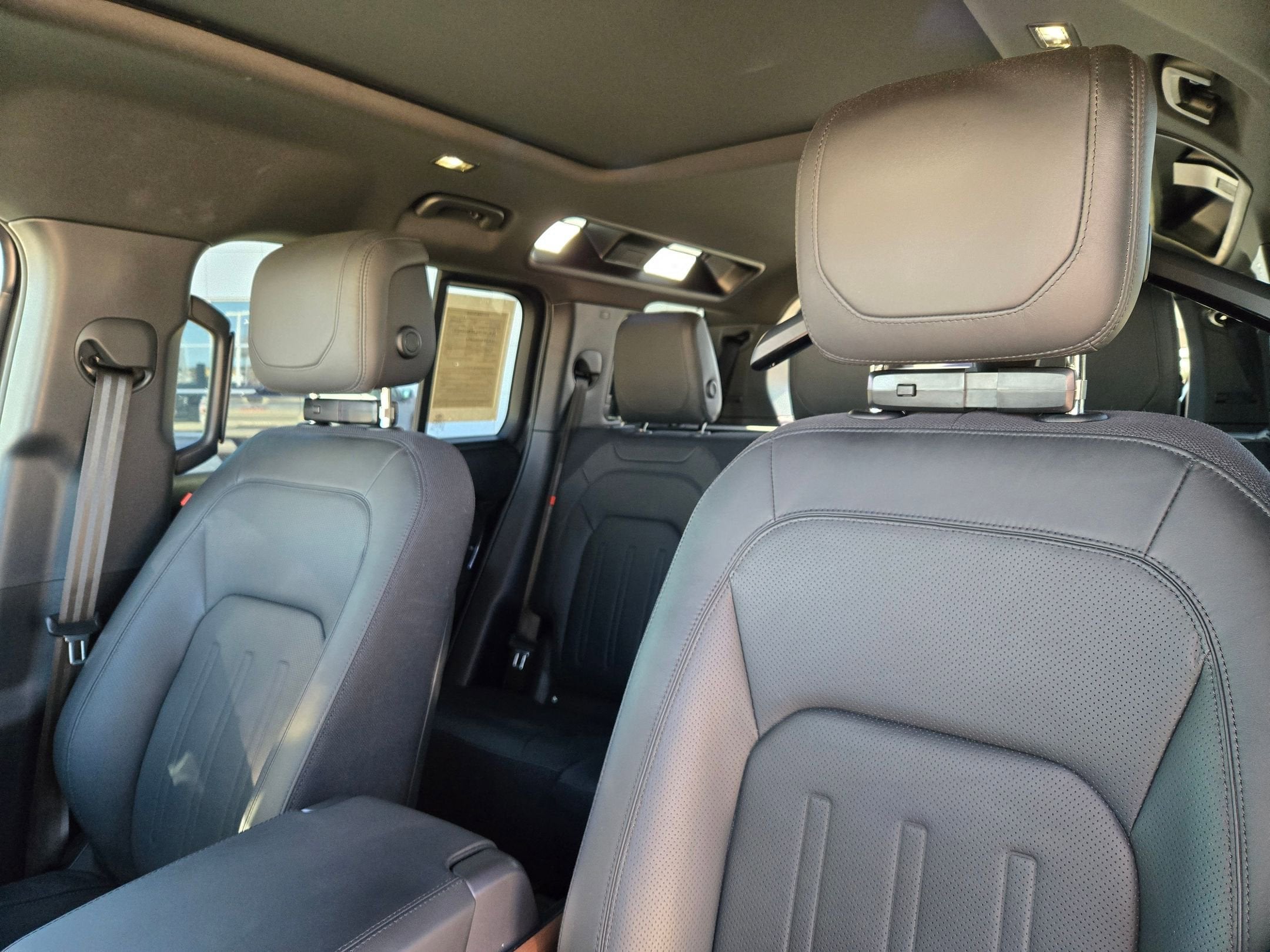 2024 Land Rover DEFENDER DEFENDER