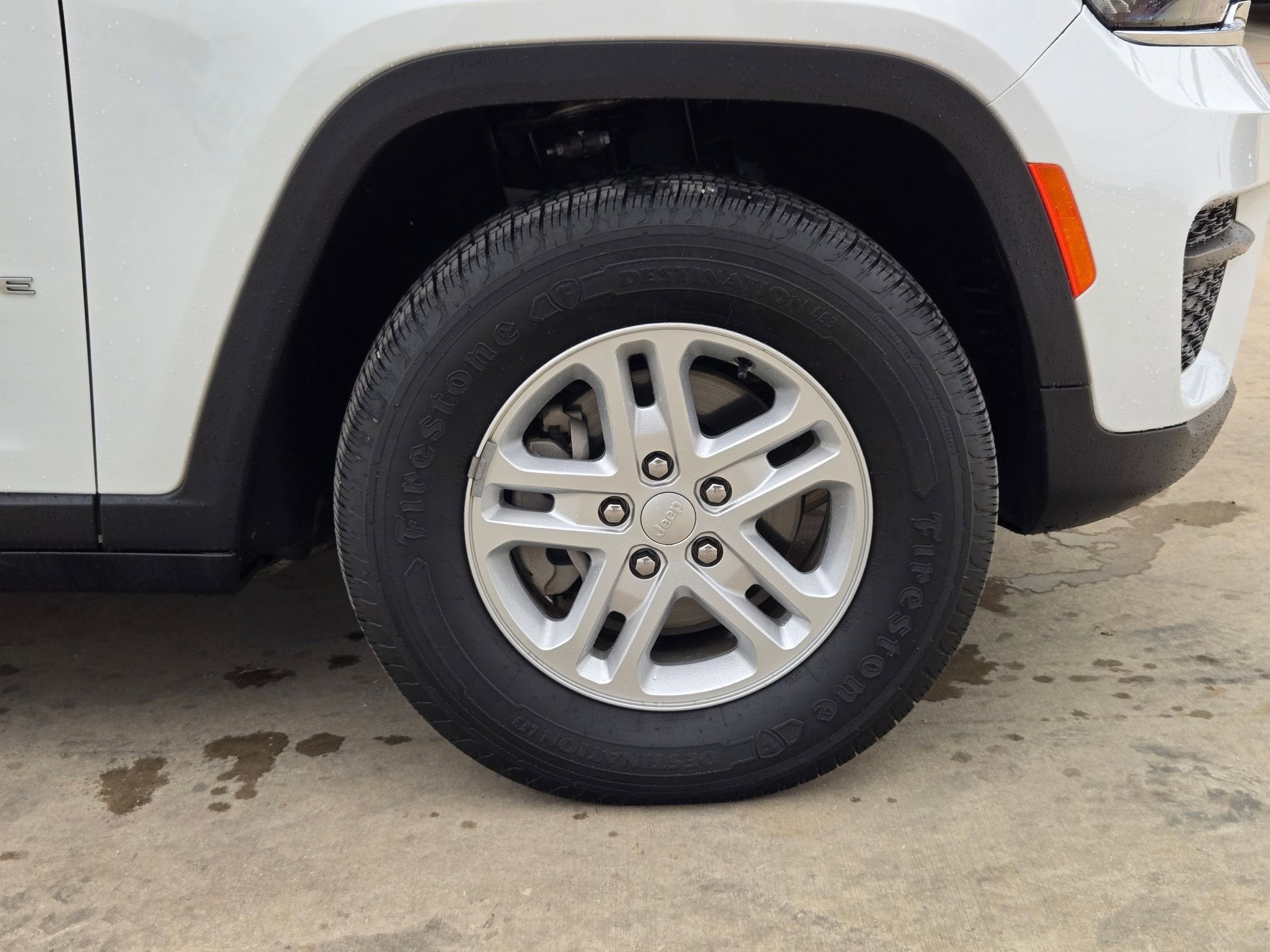 2024 Jeep Grand Cherokee Laredo