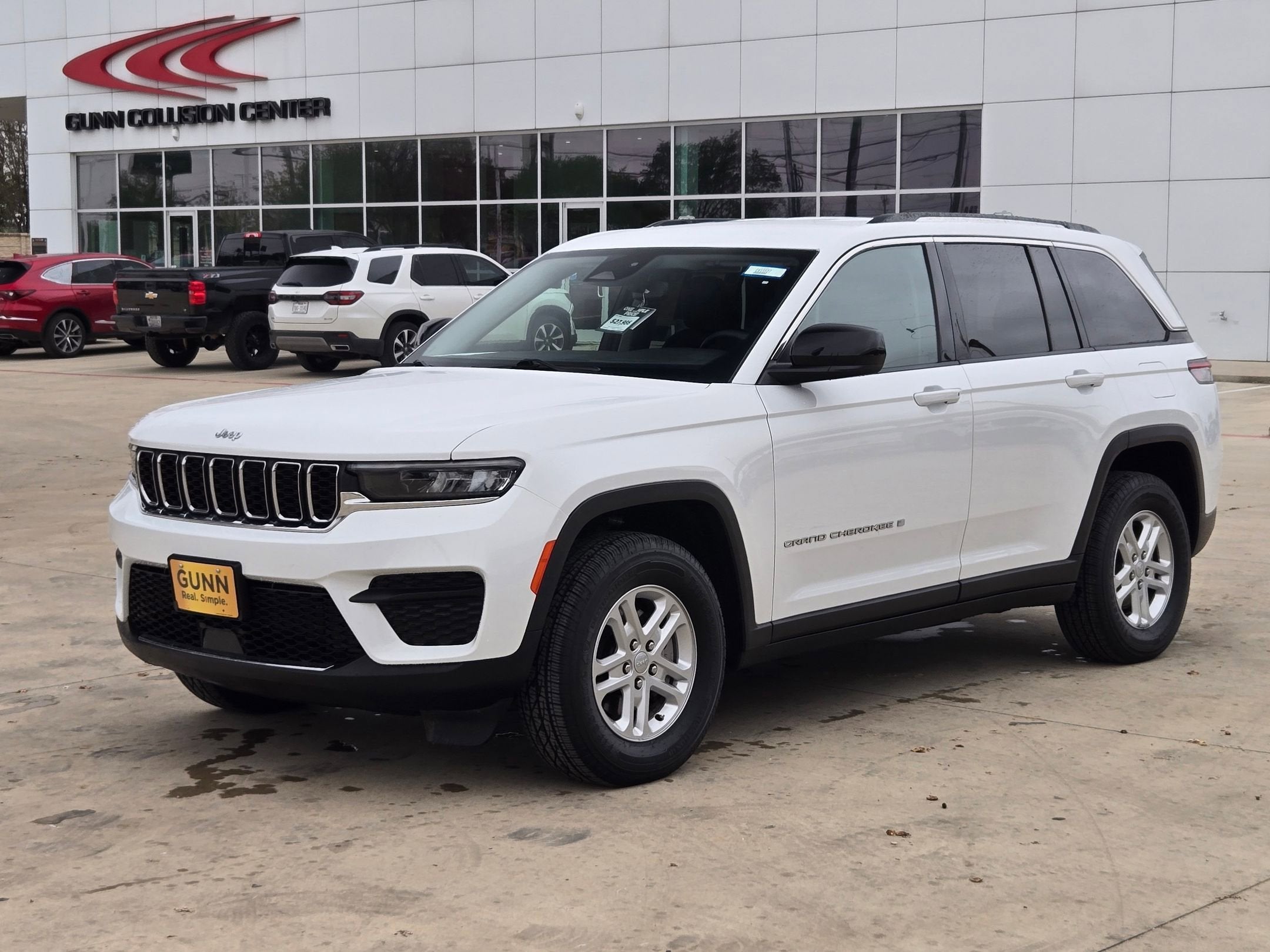 2024 Jeep Grand Cherokee Laredo