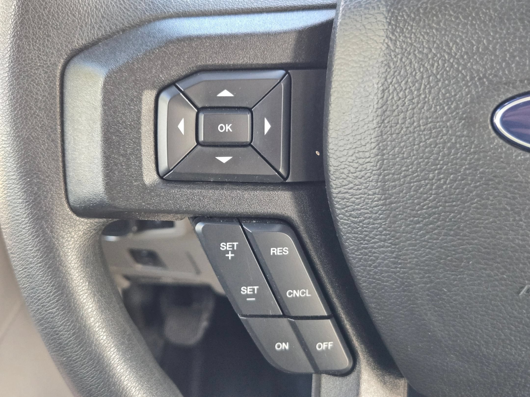 2022 Ford Super Duty F-250 SRW 4WD XLT