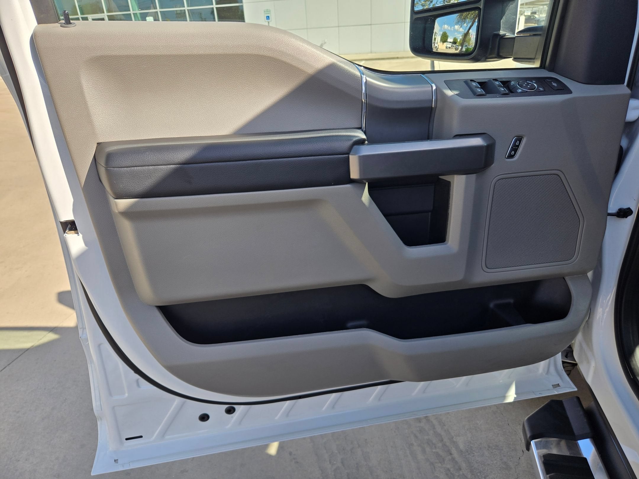 2022 Ford Super Duty F-250 SRW 4WD XLT