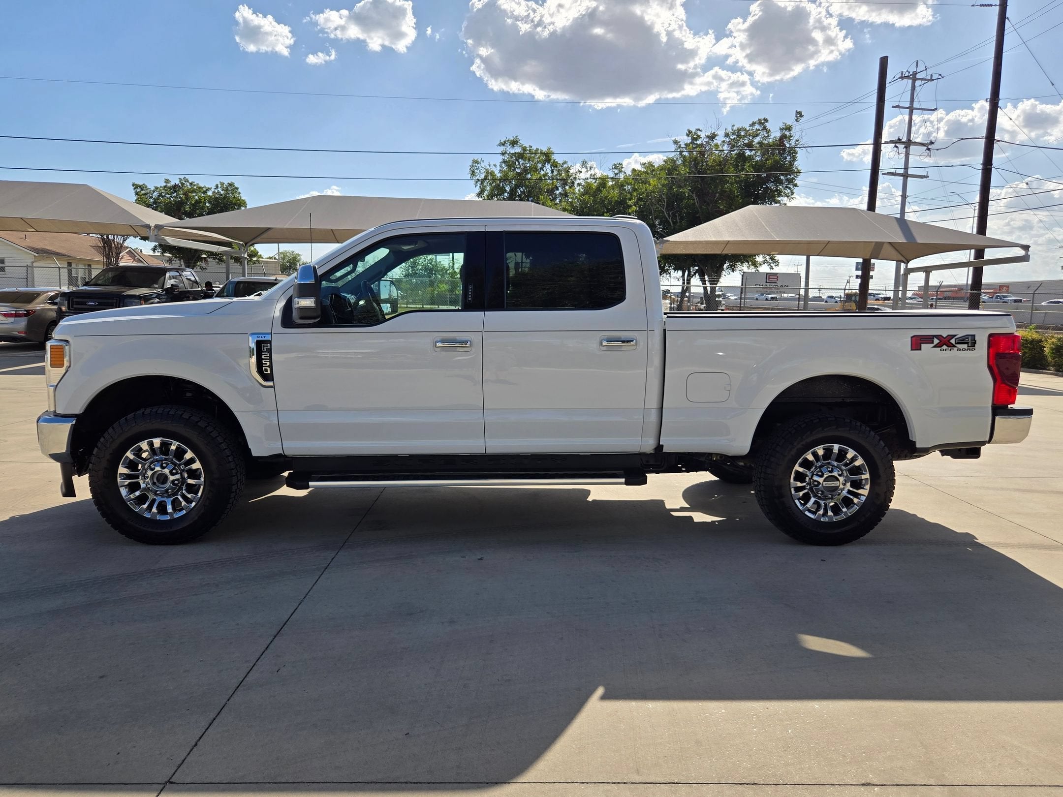 2022 Ford Super Duty F-250 SRW 4WD XLT
