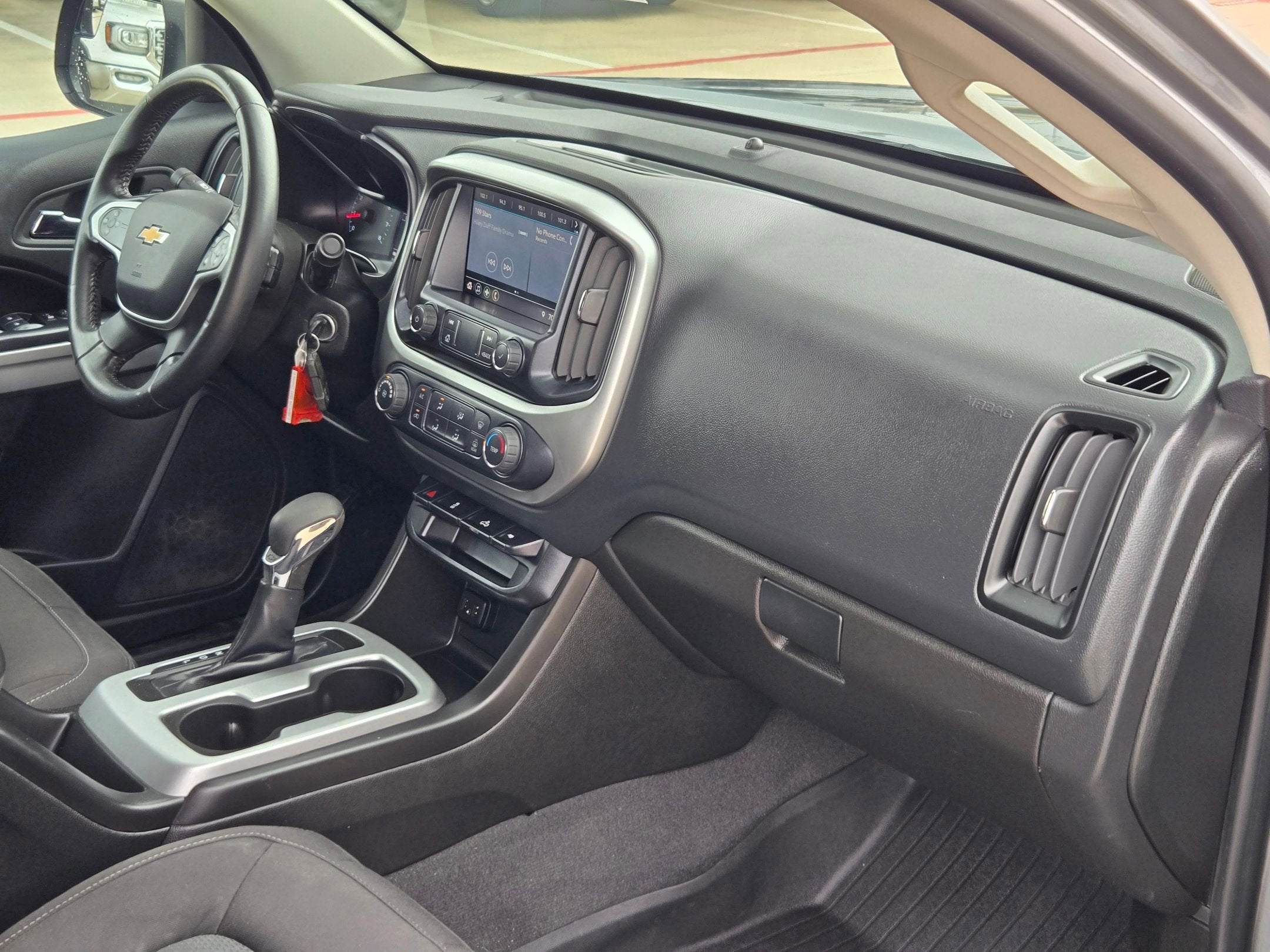 2022 Chevrolet Colorado 2WD LT