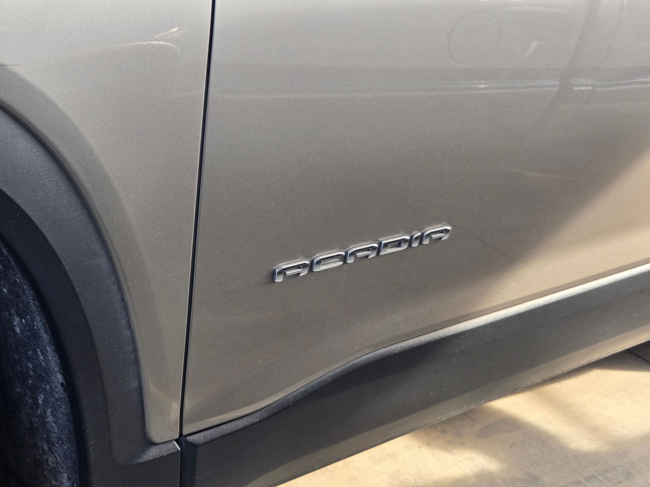 2022 GMC Acadia SLE